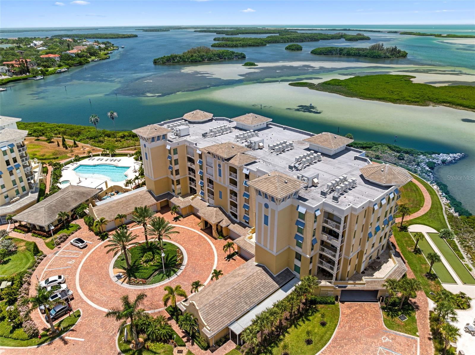 SUNSET POINTE AT COLLANY KEY III CONDO - Residential