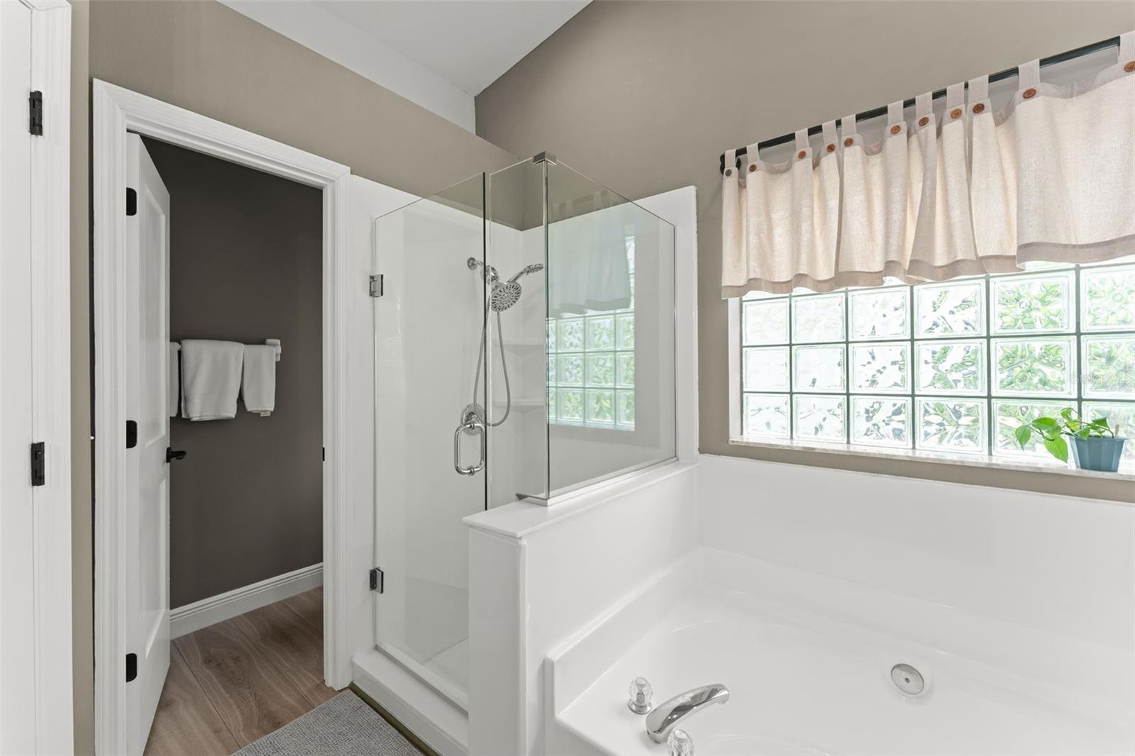 CRYSTAL CREEK UNIT 1 - Residential