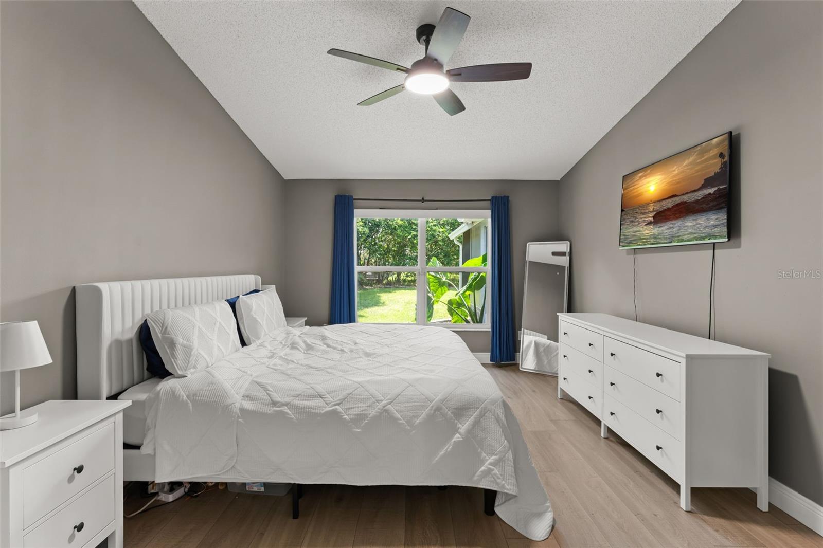 CRYSTAL CREEK UNIT 1 - Residential