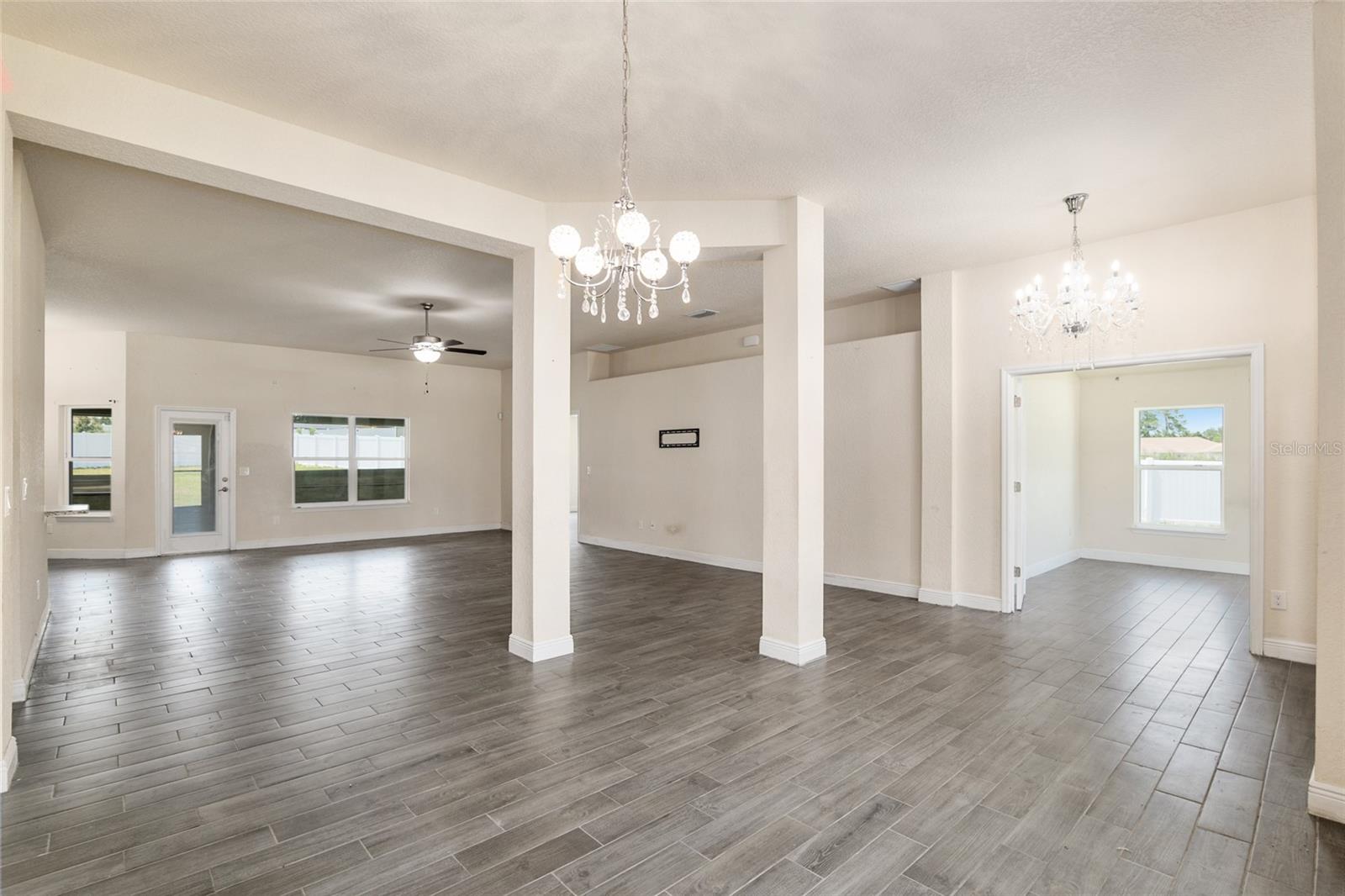 OCALA WATERWAY ESTATE - Residential