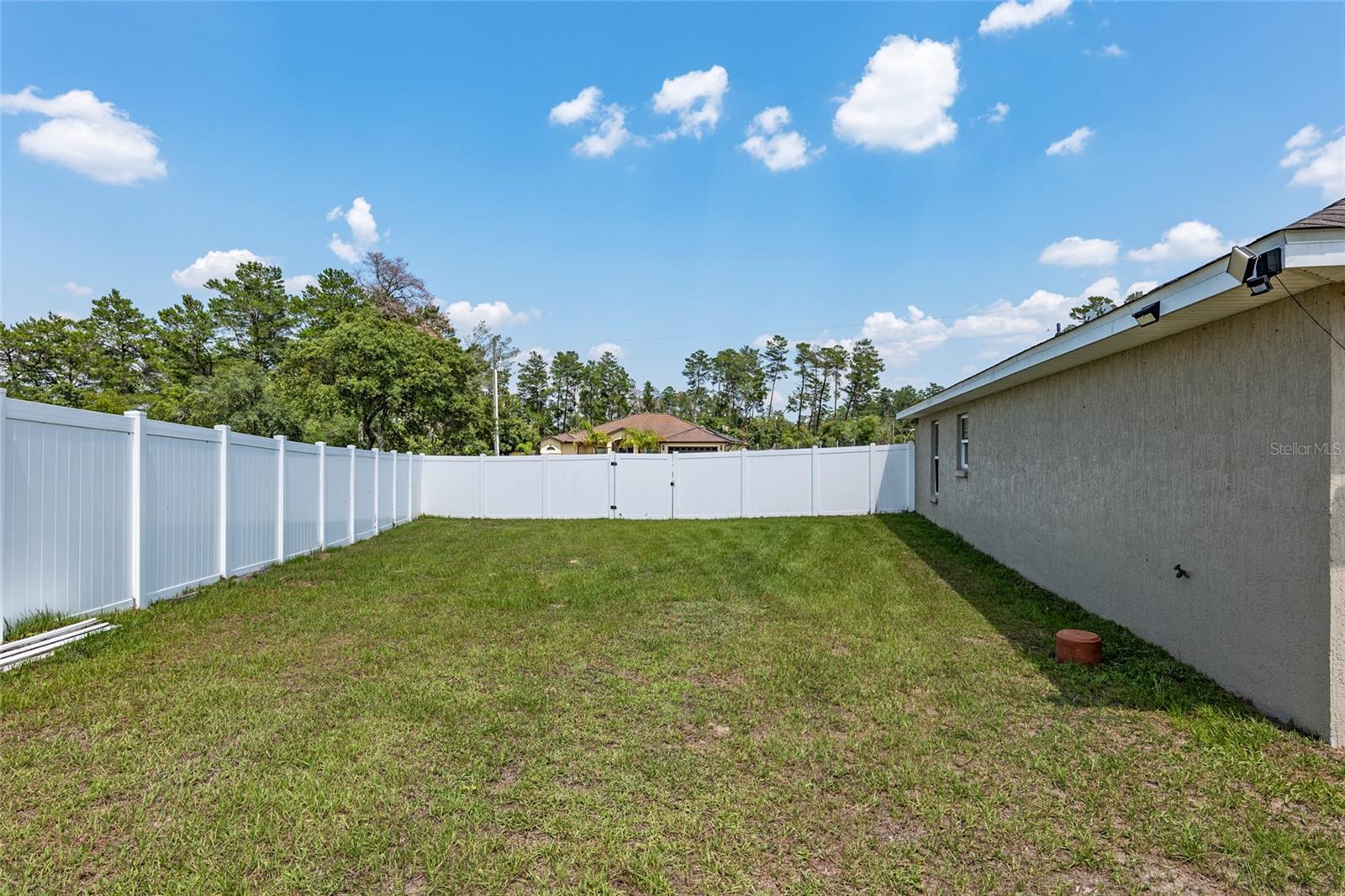 OCALA WATERWAY ESTATE - Residential