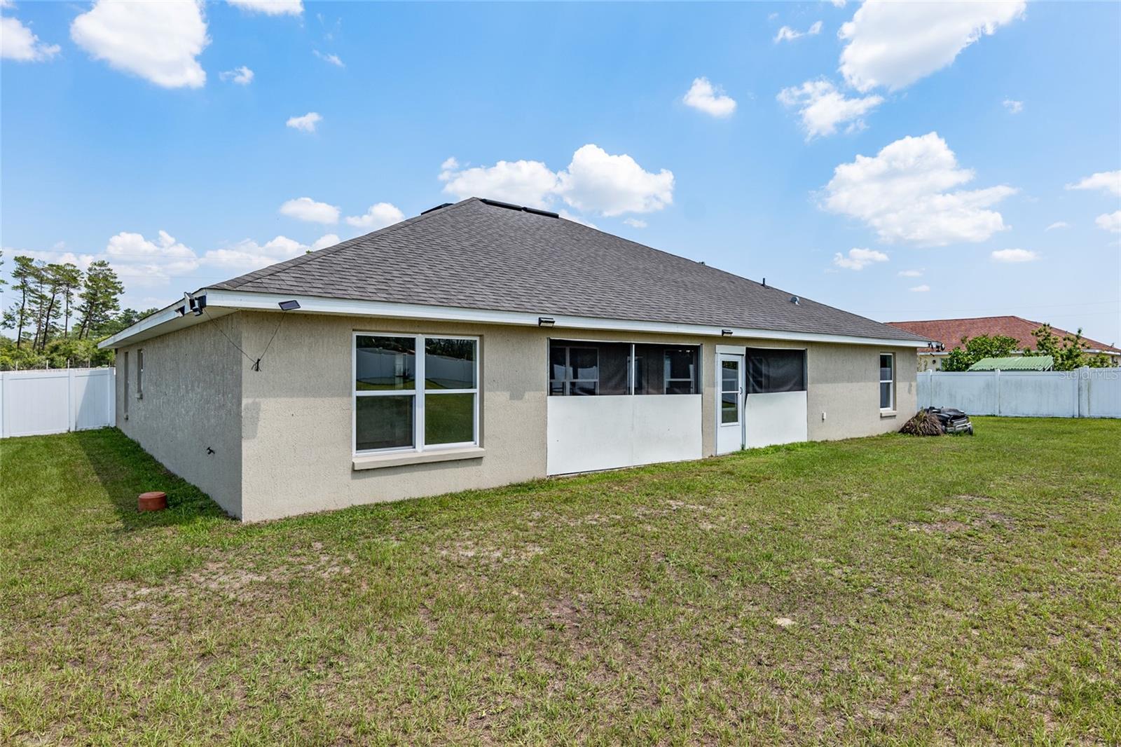 OCALA WATERWAY ESTATE - Residential