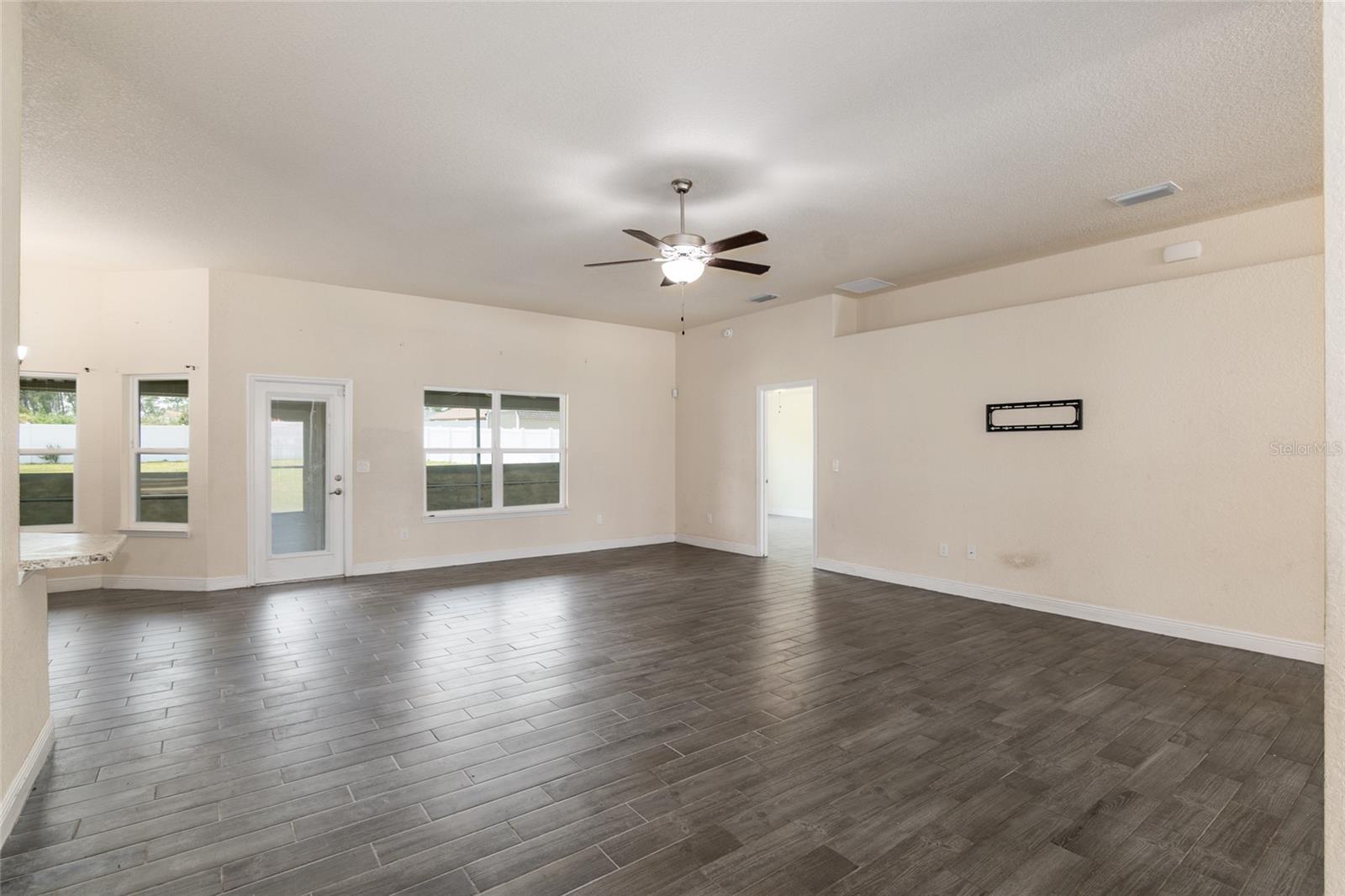 OCALA WATERWAY ESTATE - Residential