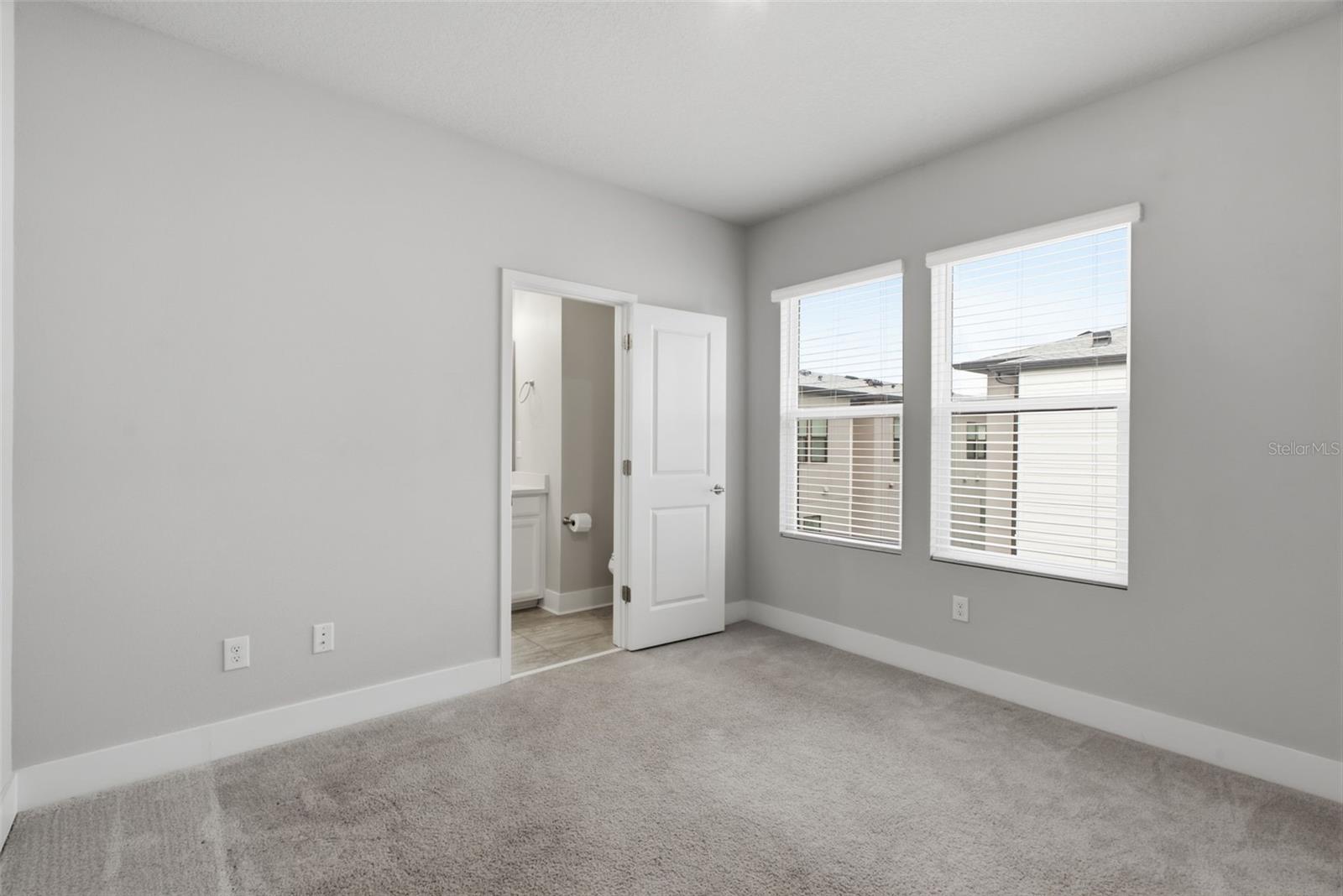 WESTSHORE VILLAGE TWNHMS - Residential