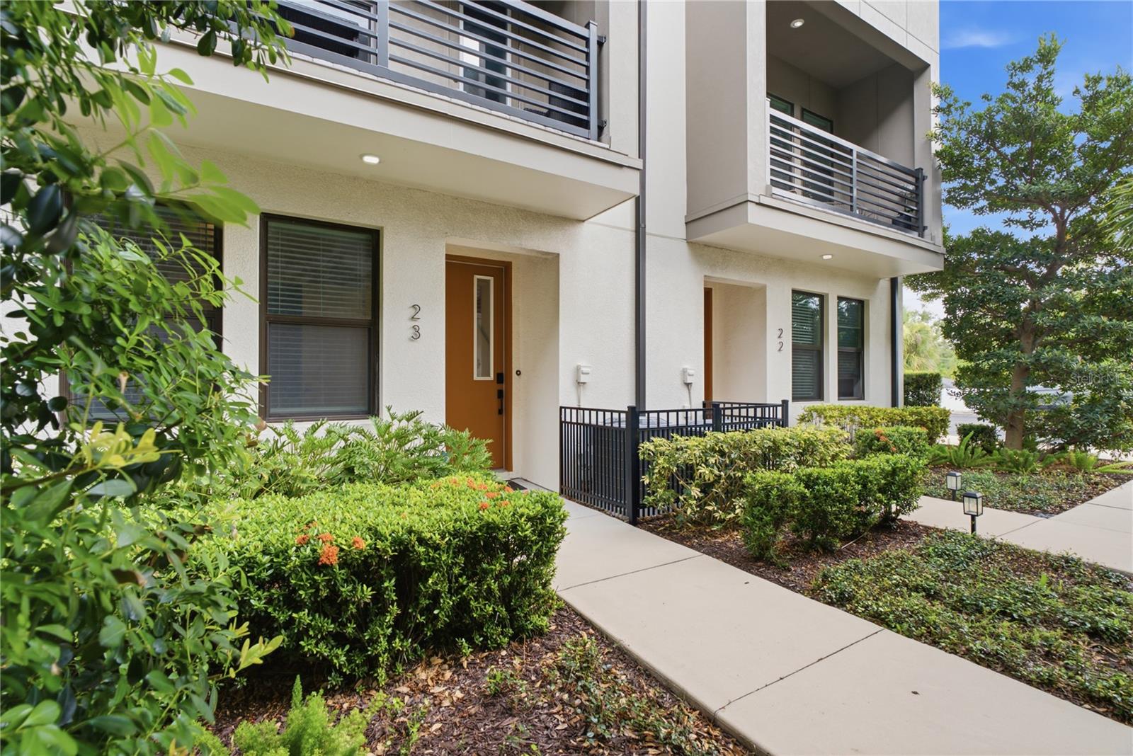 WESTSHORE VILLAGE TWNHMS - Residential