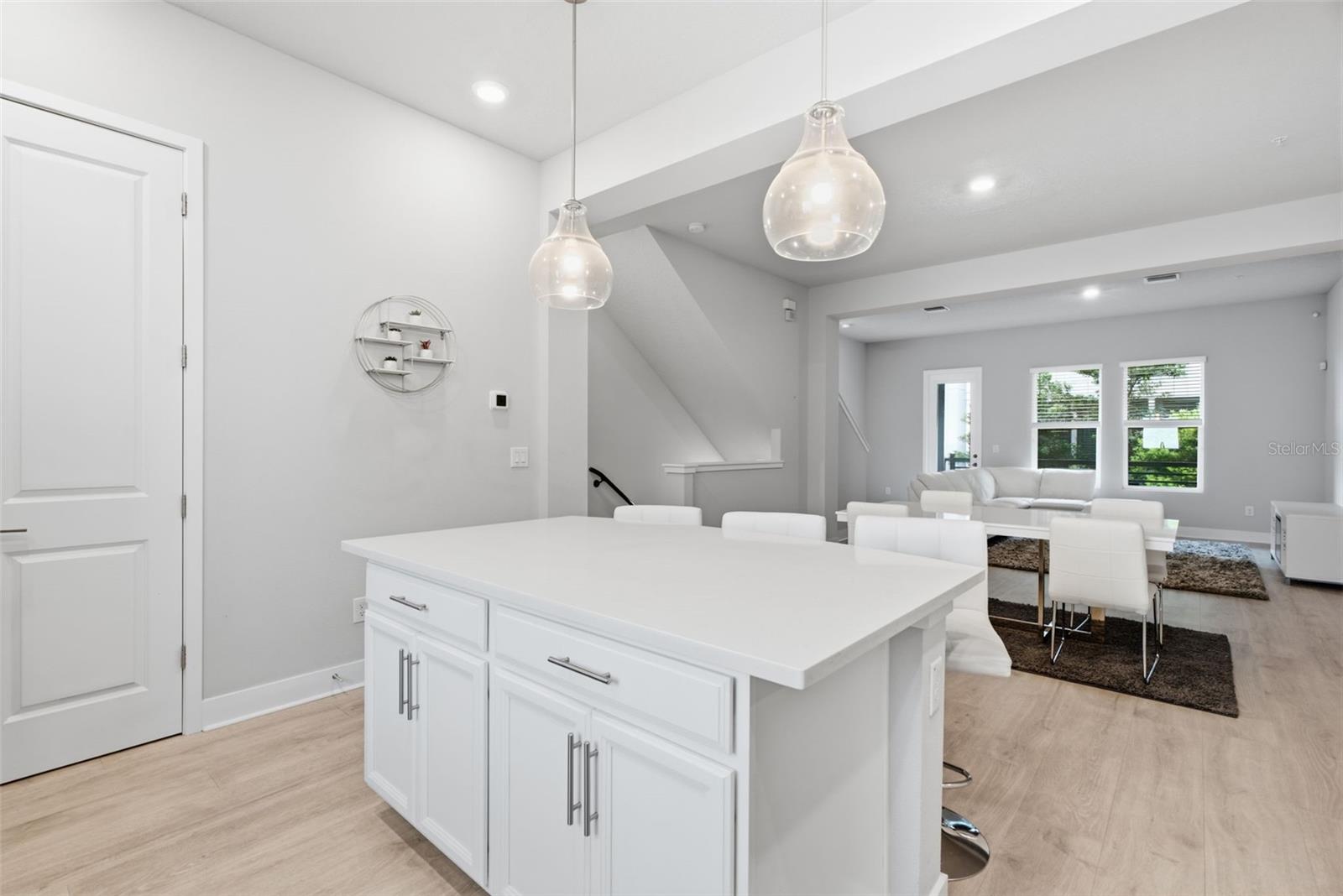 WESTSHORE VILLAGE TWNHMS - Residential