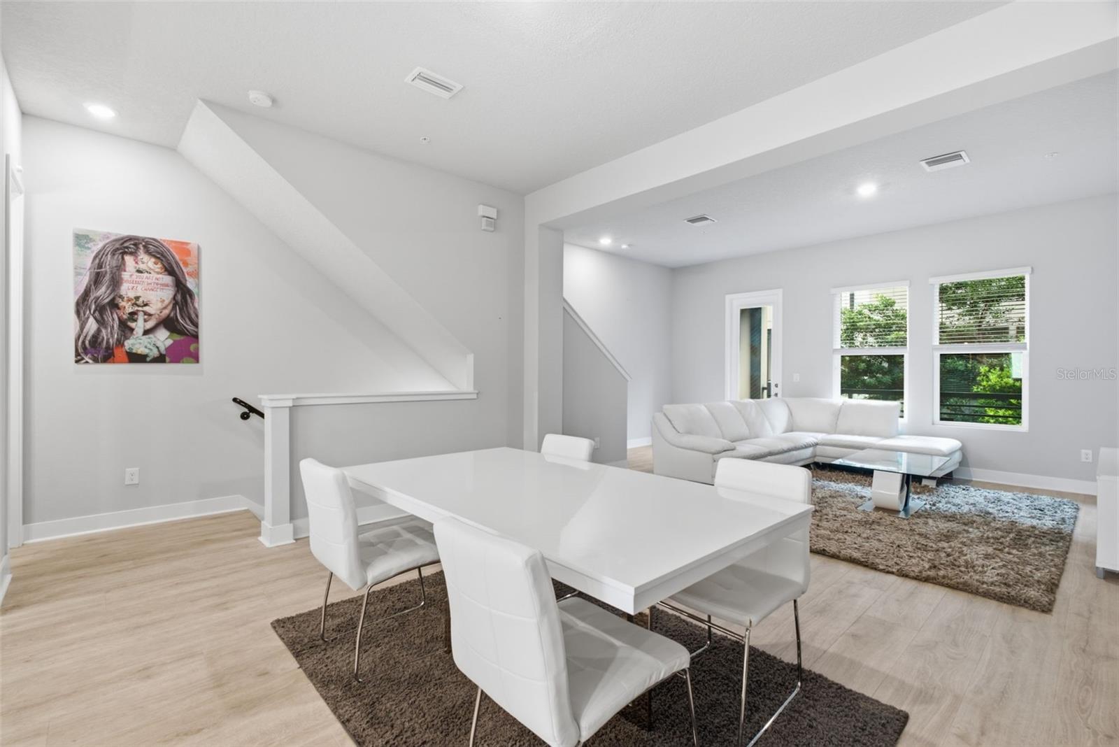 WESTSHORE VILLAGE TWNHMS - Residential