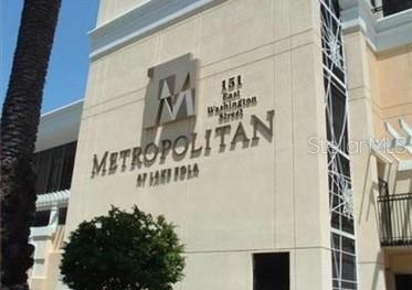 Price reduced!  Nice 2BDRM 2BATH at The Metropolitan at Lake Eola. Stainless & granite in kitchen, wood floors in living room & kitchen. Best location in all of downtown, walk to Orange Ave, Thornton Park, Publix, Amway Center, and all that Downtown has to offer.

Sorry no pet allowed for renters.