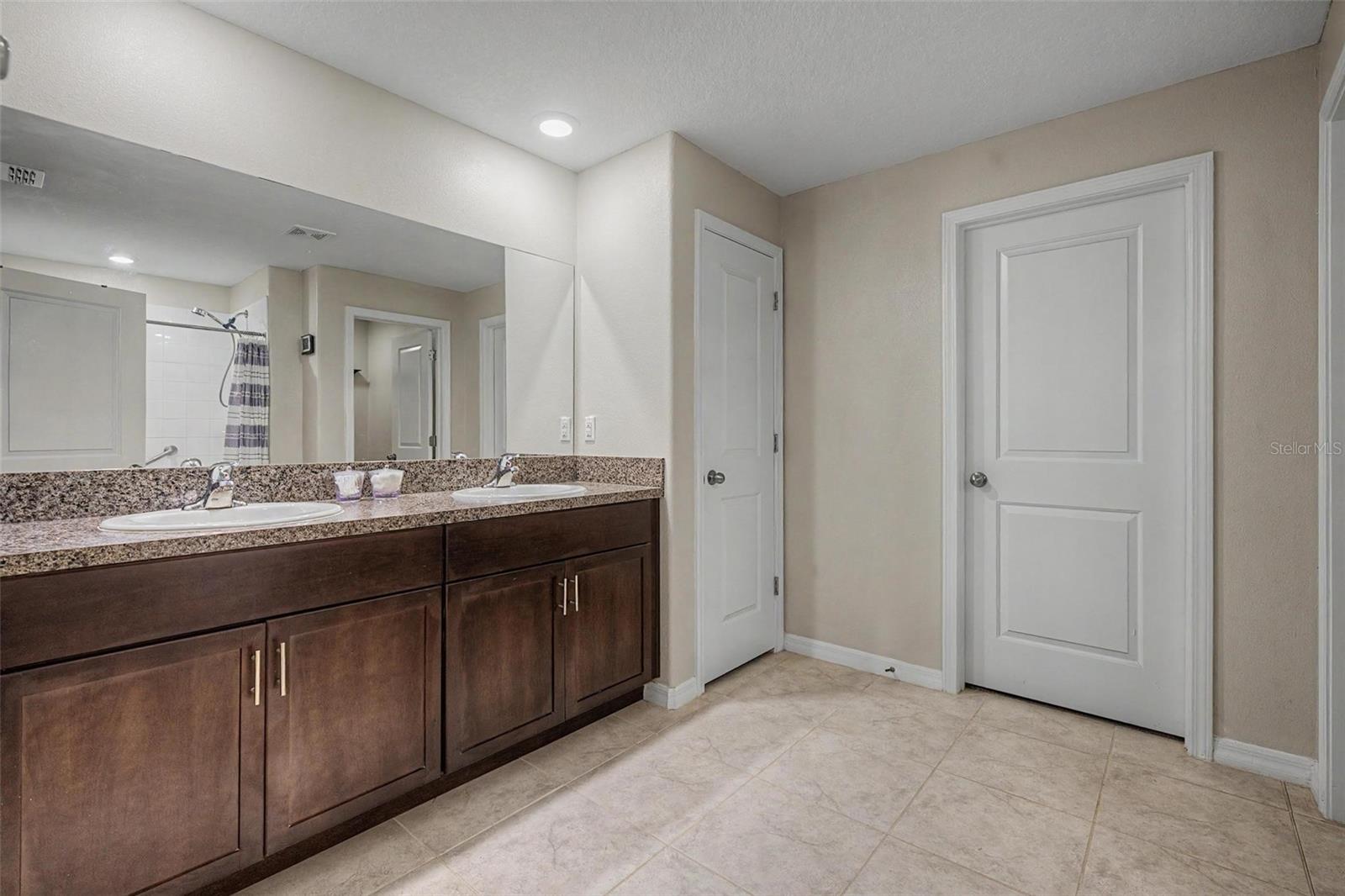 SOUTH FORK SUNSTONE RIDGE - Residential