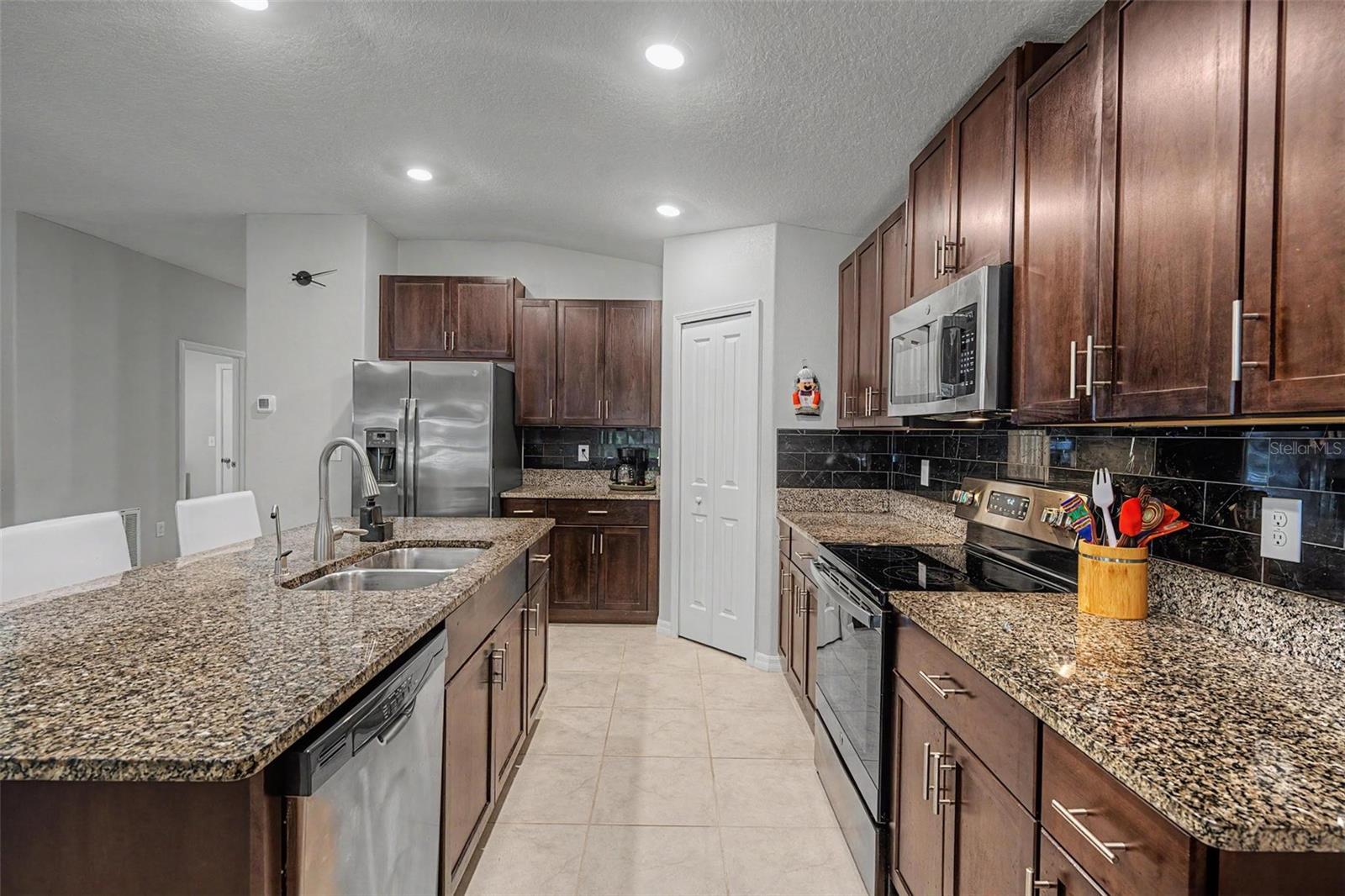 SOUTH FORK SUNSTONE RIDGE - Residential