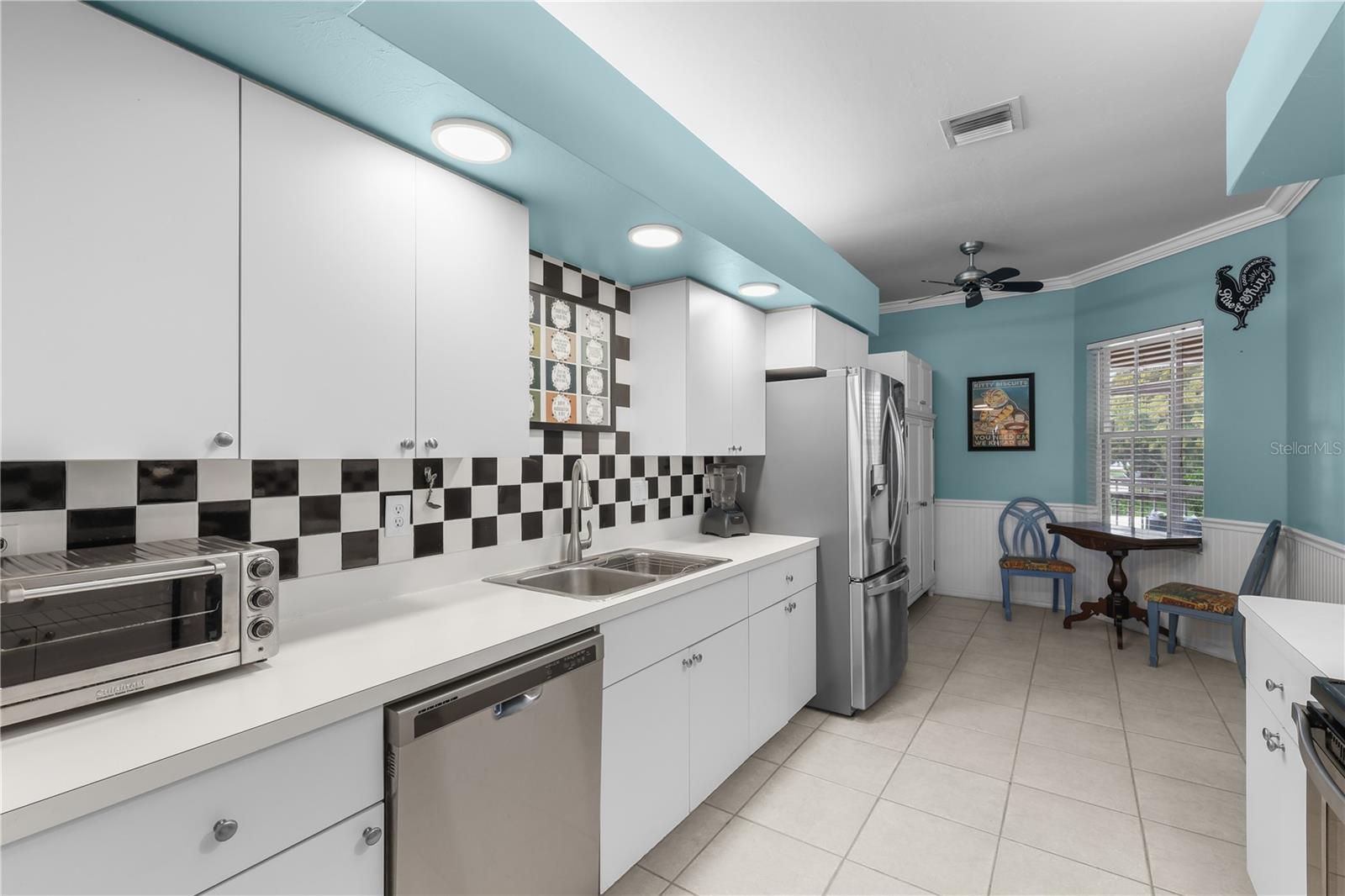 CYPRESS LAKE COUNTRY CLUB - Residential