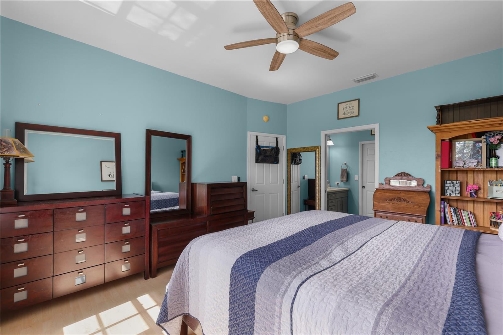 CYPRESS LAKE COUNTRY CLUB - Residential