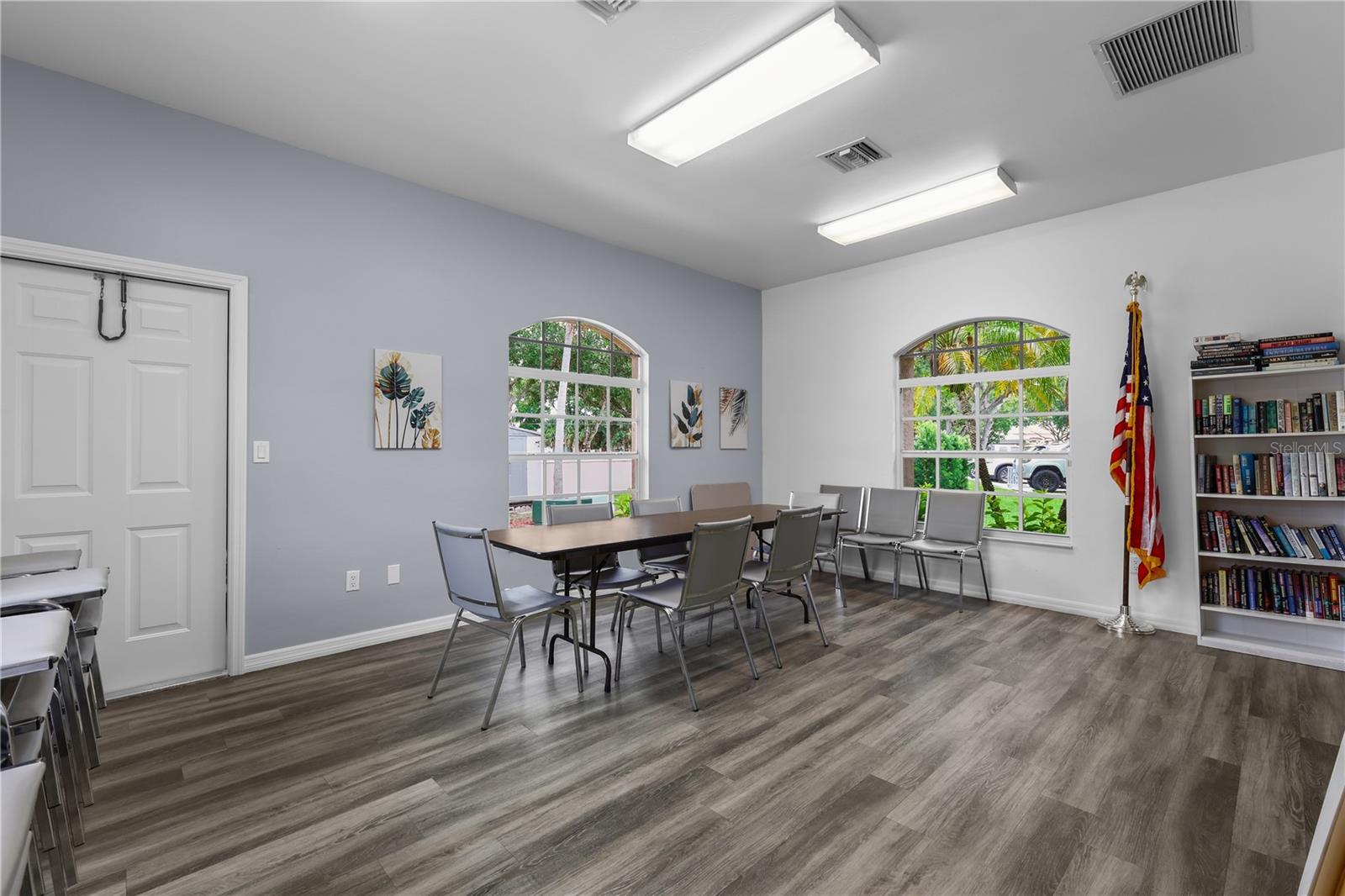 CYPRESS LAKE COUNTRY CLUB - Residential