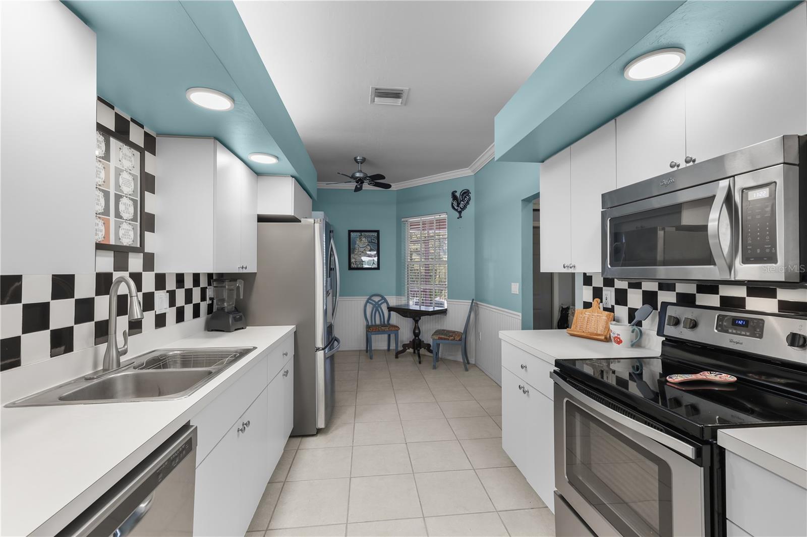 CYPRESS LAKE COUNTRY CLUB - Residential