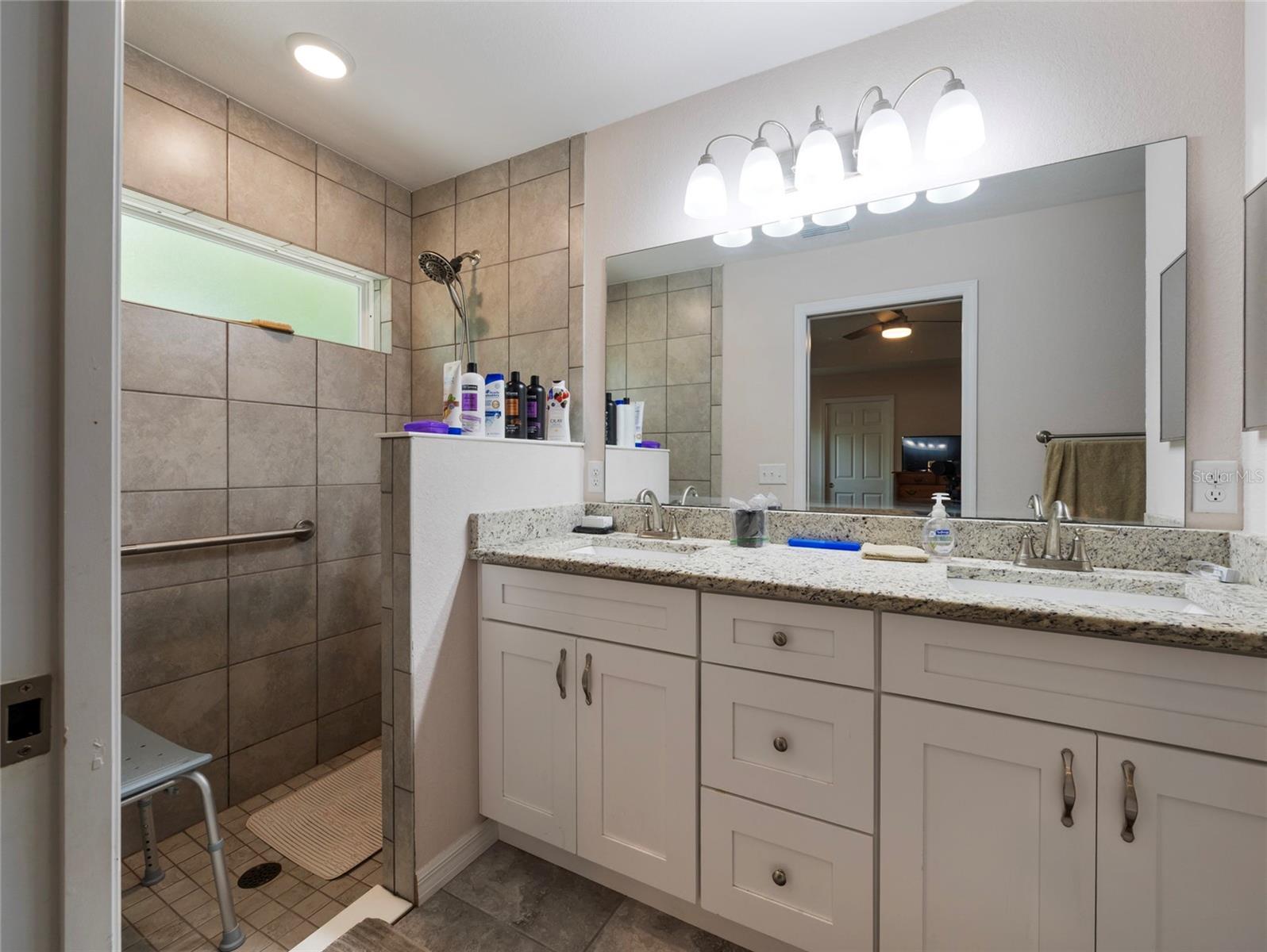 ORANGE BLOSSOM HILLS UN 14 - Residential Lease