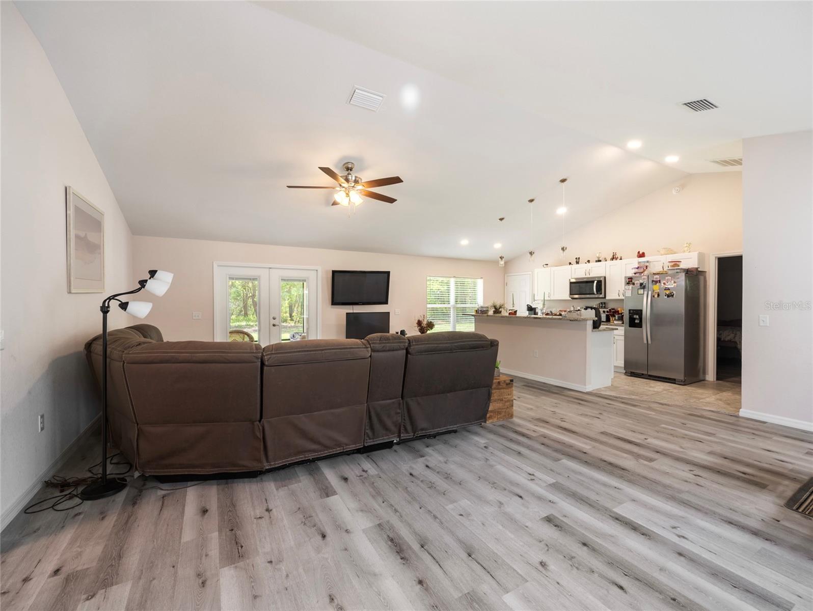 ORANGE BLOSSOM HILLS UN 14 - Residential Lease