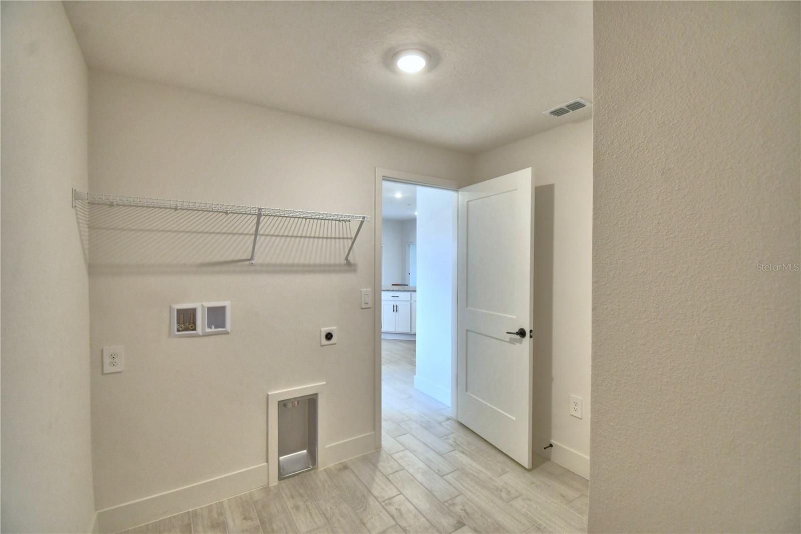 CADENCE CROSSING - Residential