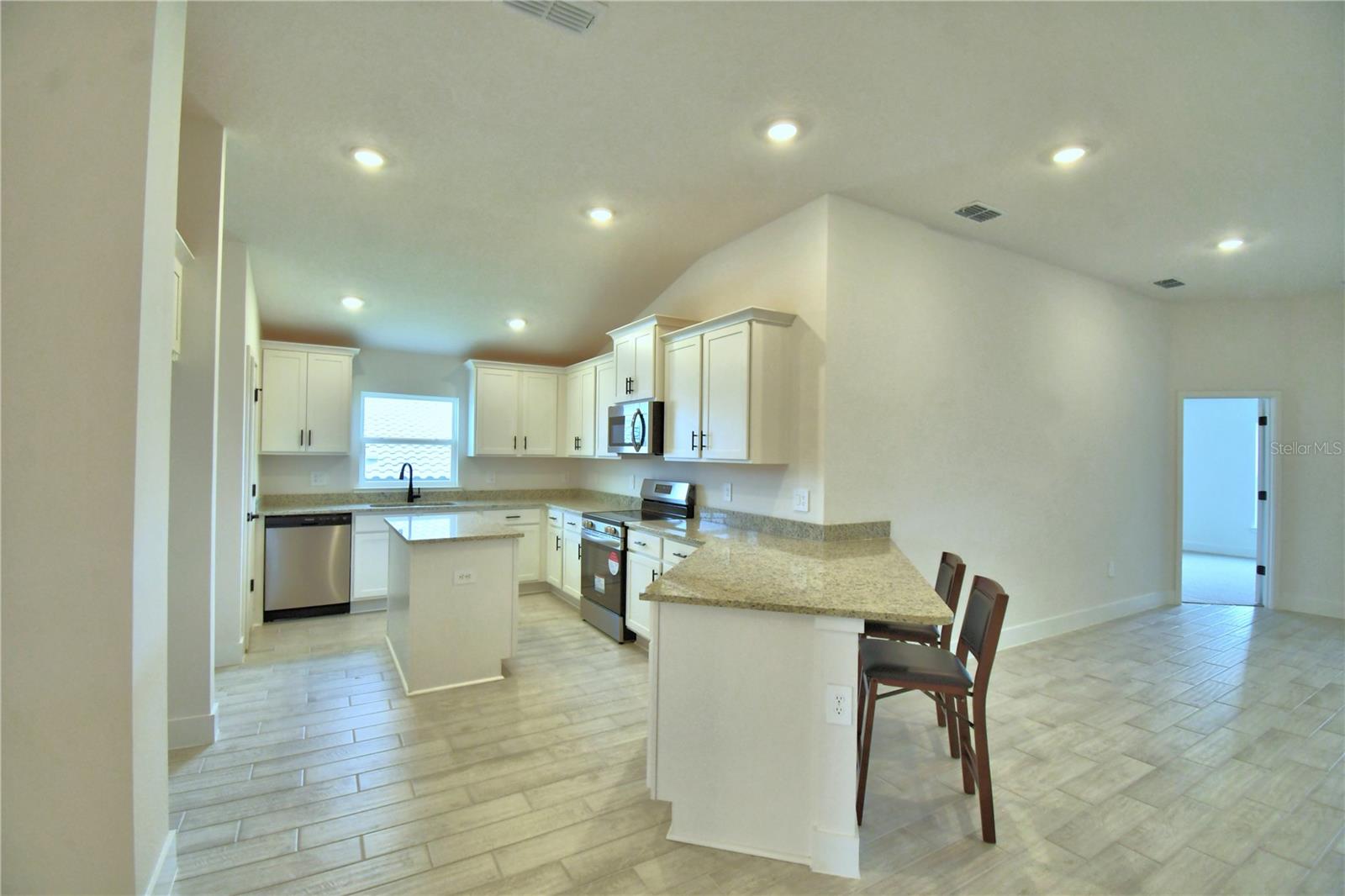 CADENCE CROSSING - Residential