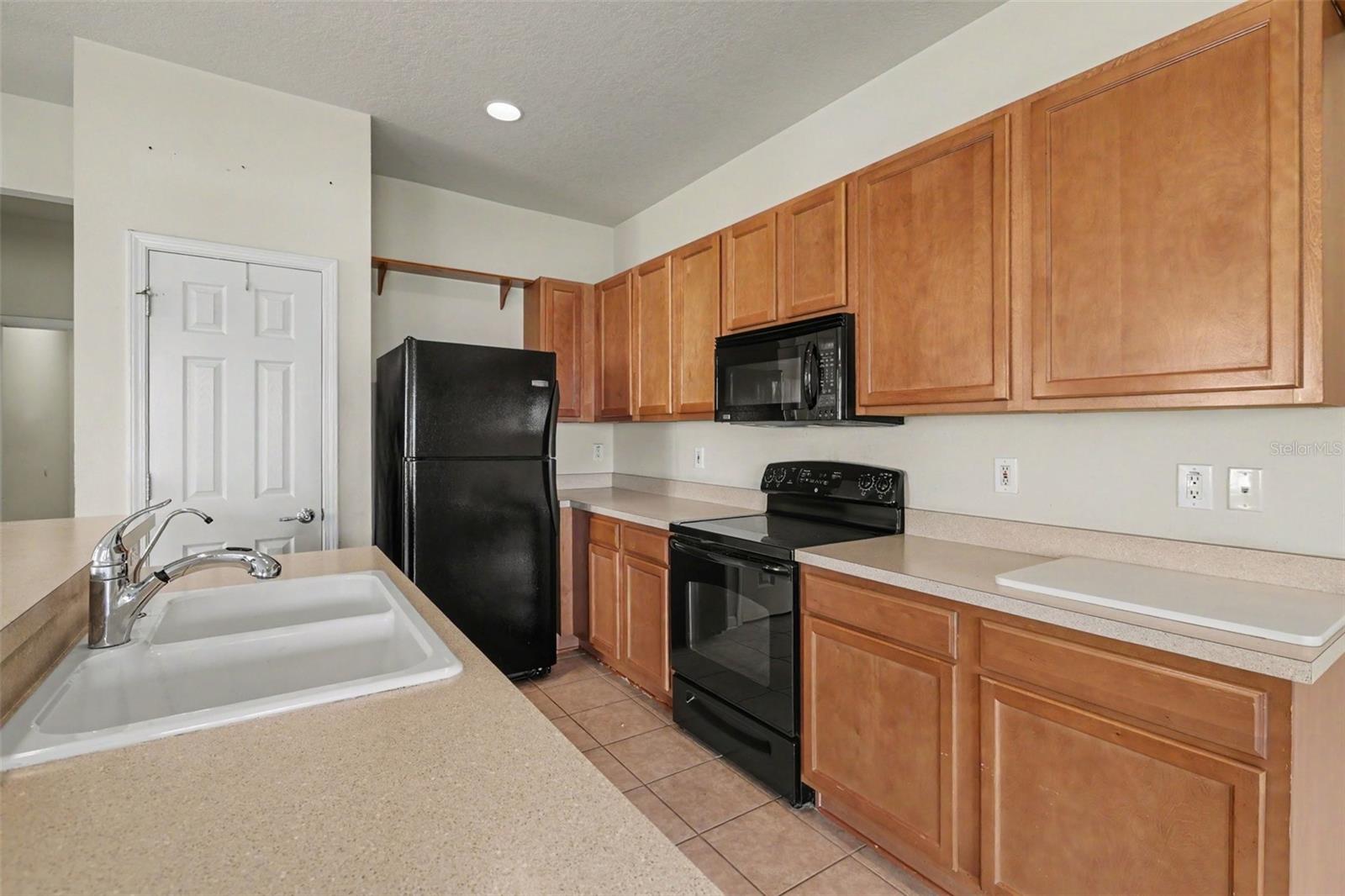LAKESIDE PH 1A 2A & 05 - Residential
