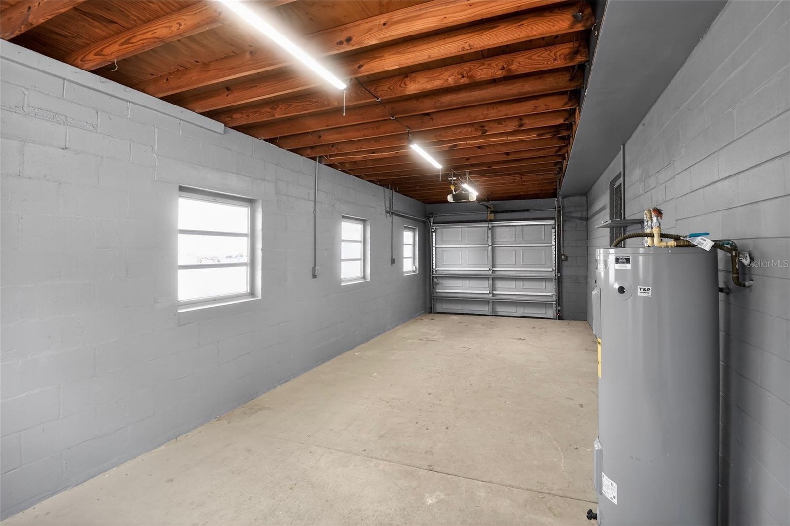 BEVERLY HILLS UNIT 07 - Residential