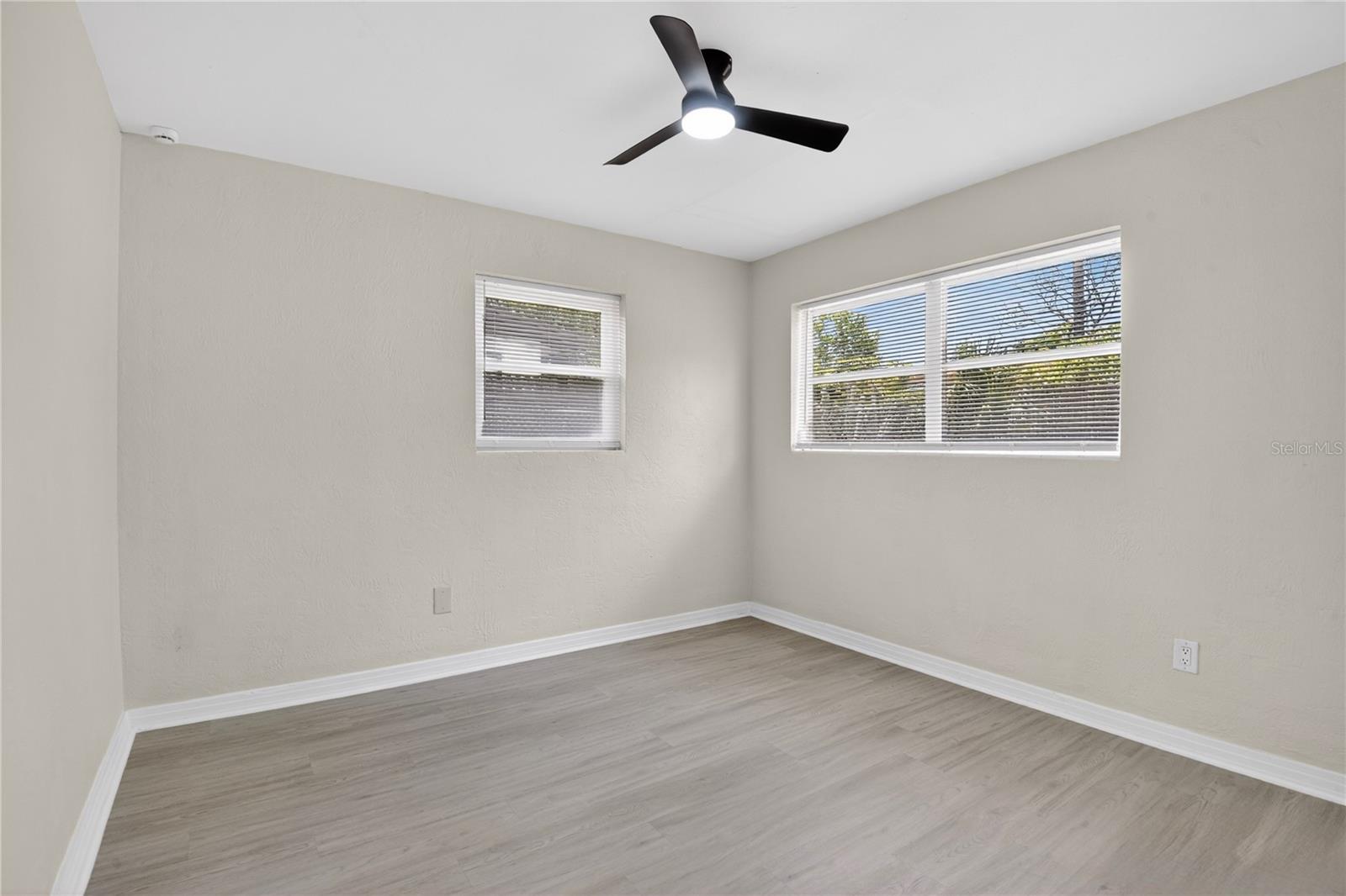 BEVERLY HILLS UNIT 07 - Residential
