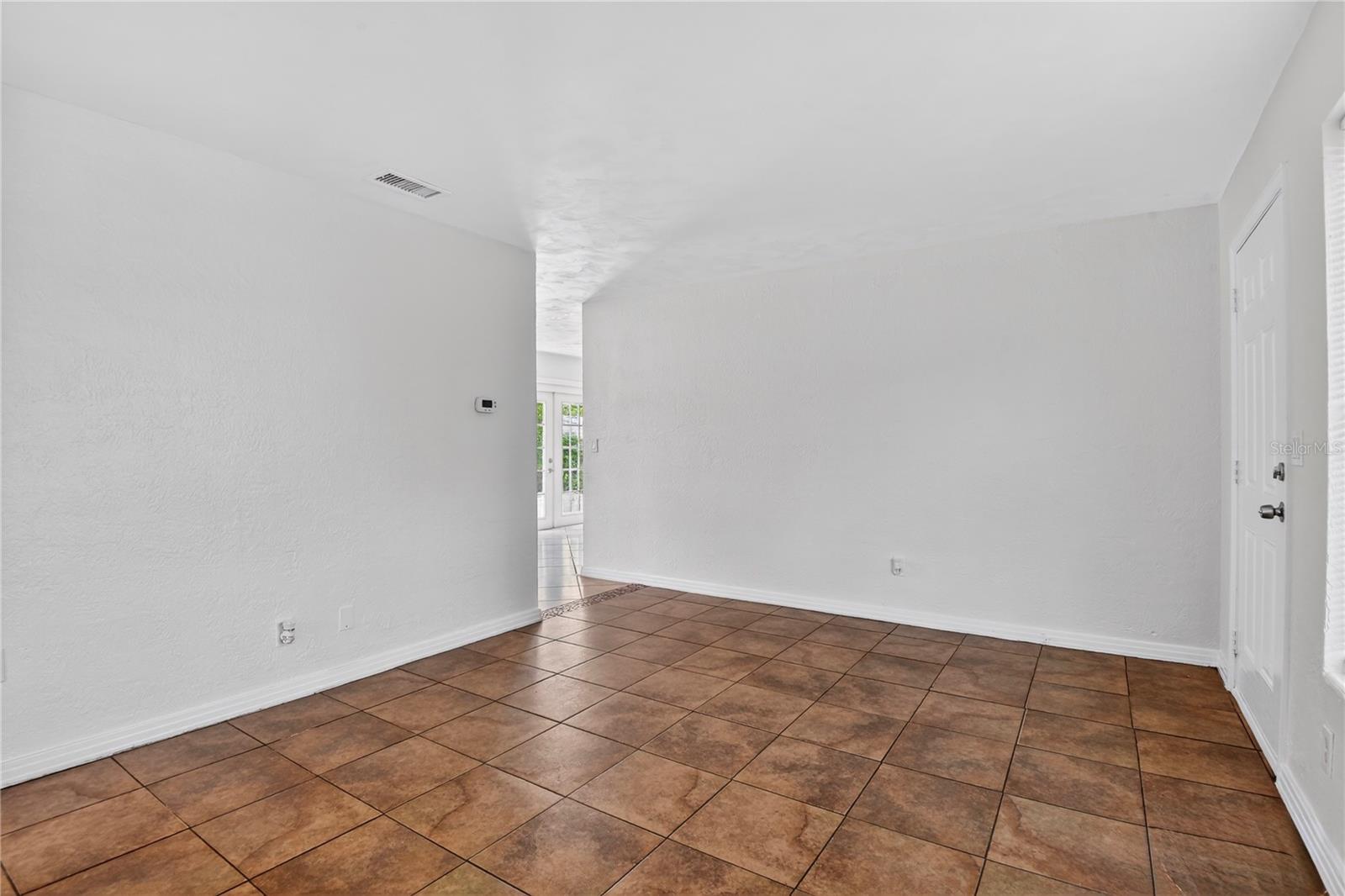 BEVERLY HILLS UNIT 07 - Residential