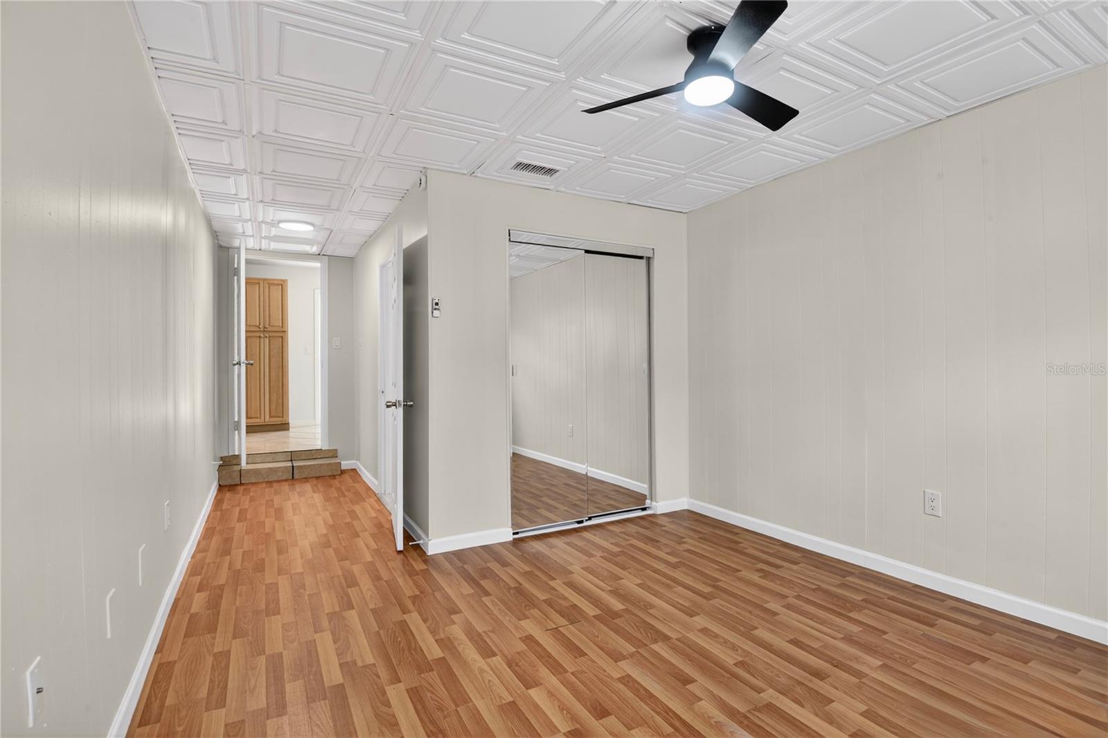 BEVERLY HILLS UNIT 07 - Residential