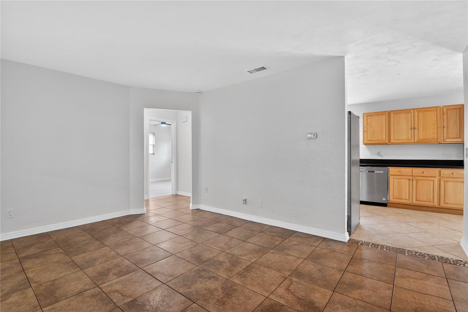 BEVERLY HILLS UNIT 07 - Residential