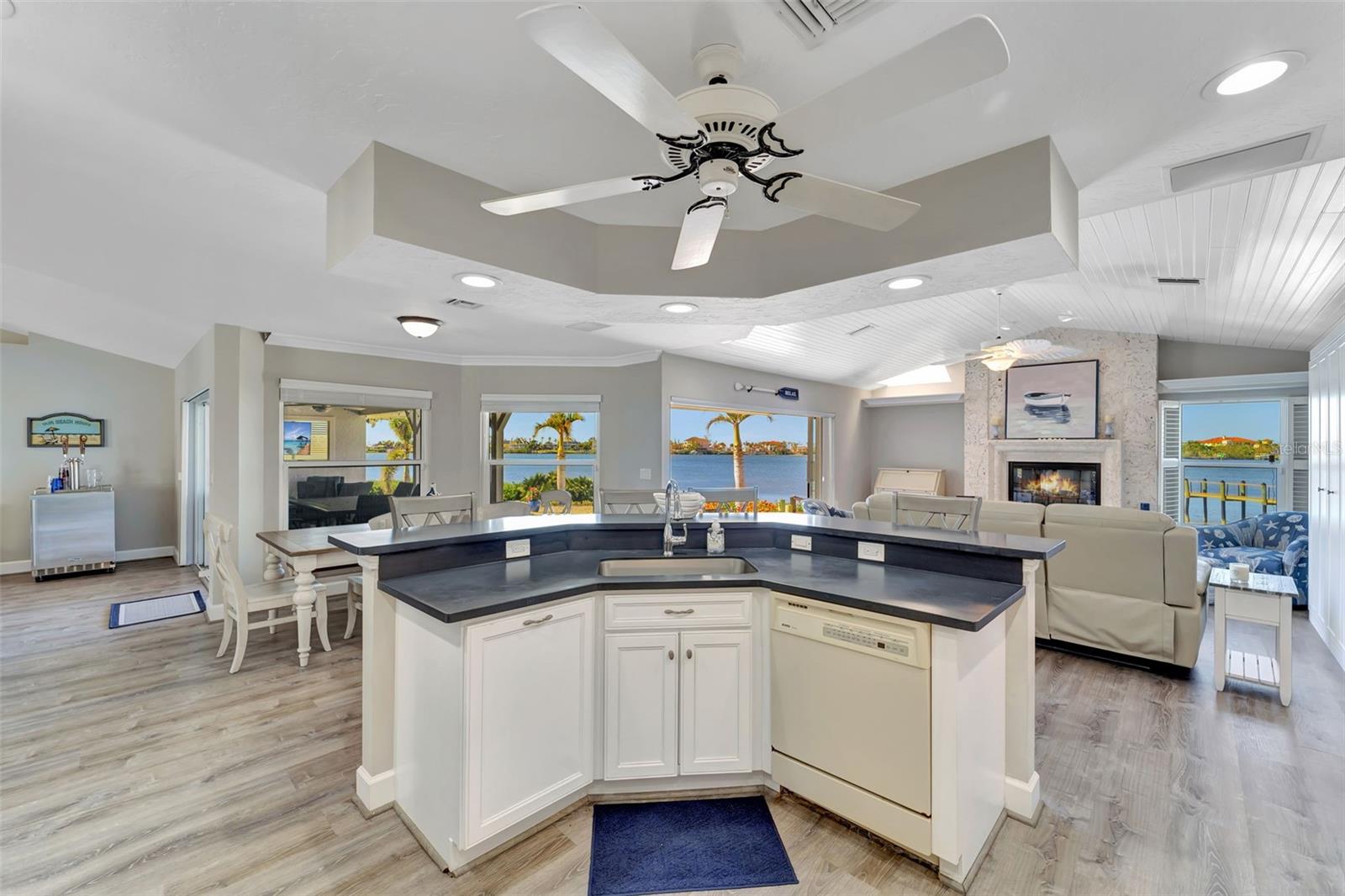 CASAS BONITAS SUB - Residential