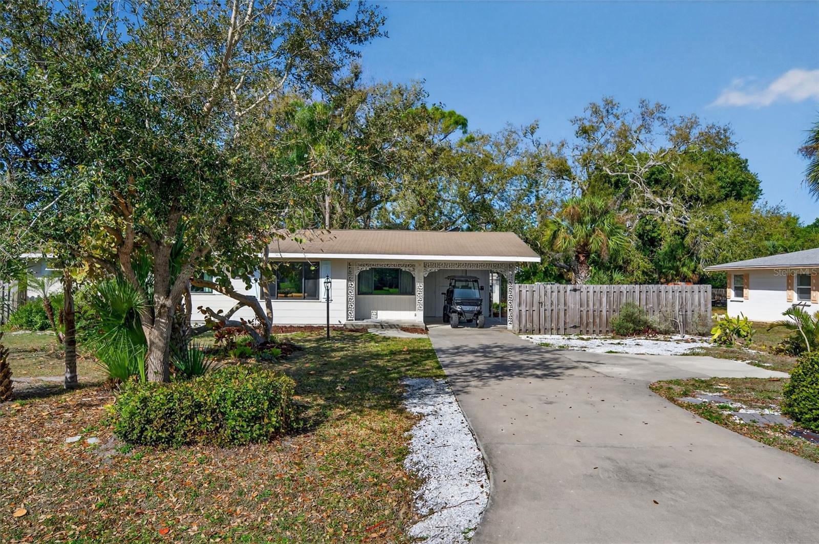 EMERALD HARBOR - Residential
