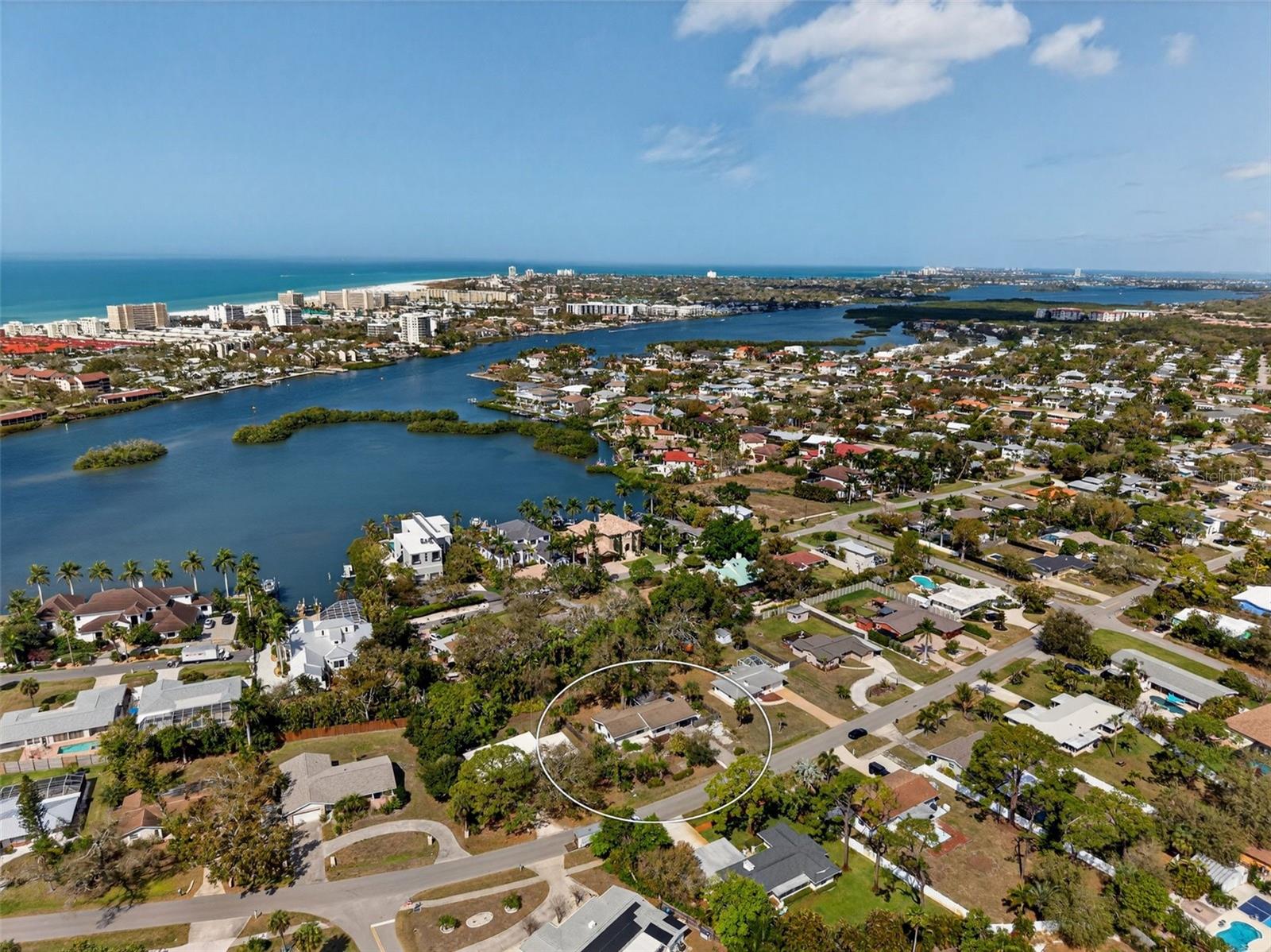 EMERALD HARBOR - Residential