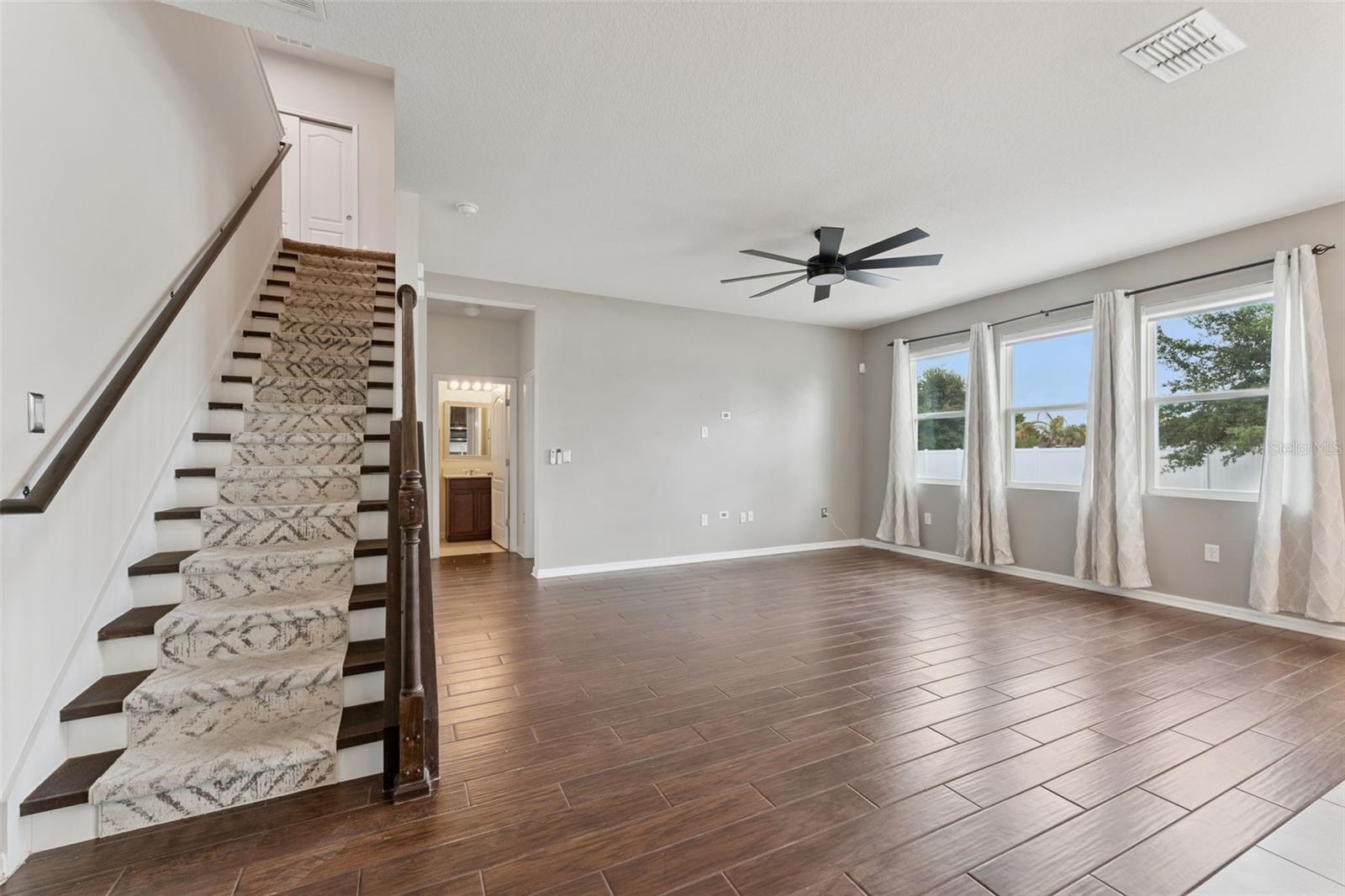 OAK RIDGE - Residential