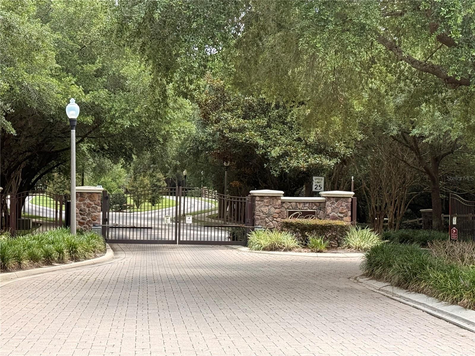 OAK RIDGE - Residential