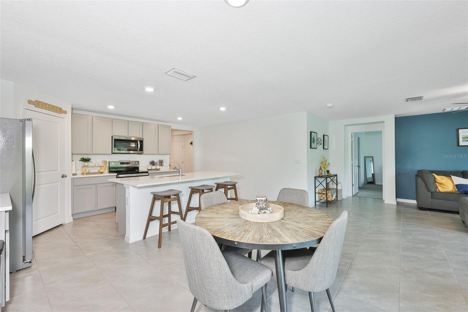 NORTH PARK ISLE PH 2B & 3A - Residential