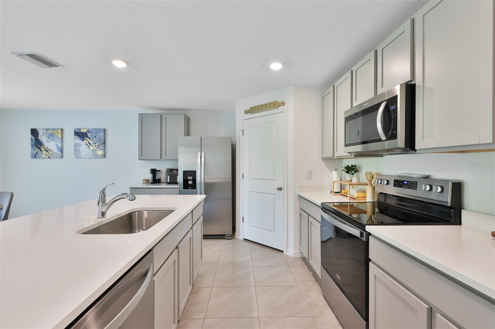 NORTH PARK ISLE PH 2B & 3A - Residential
