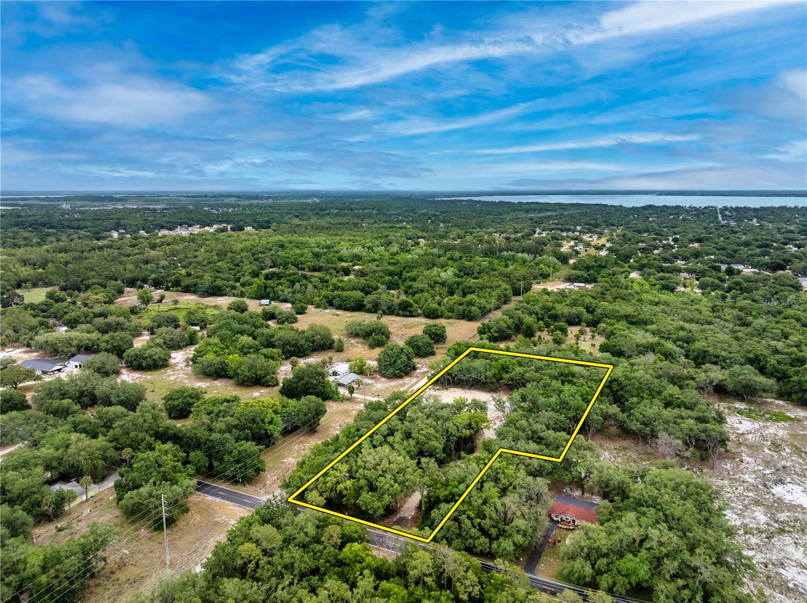 SILVER LAKE ESTATES - Land