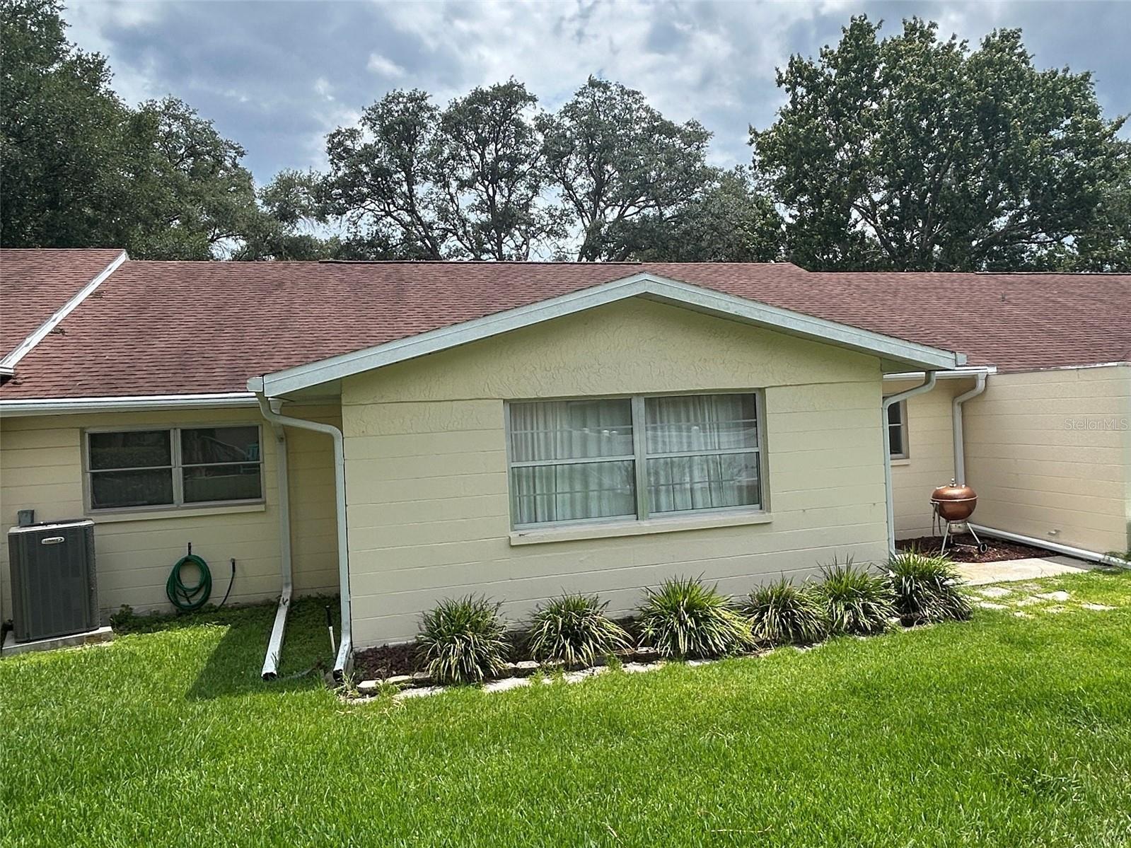 CIRCLE SQUARE WOODS - Residential