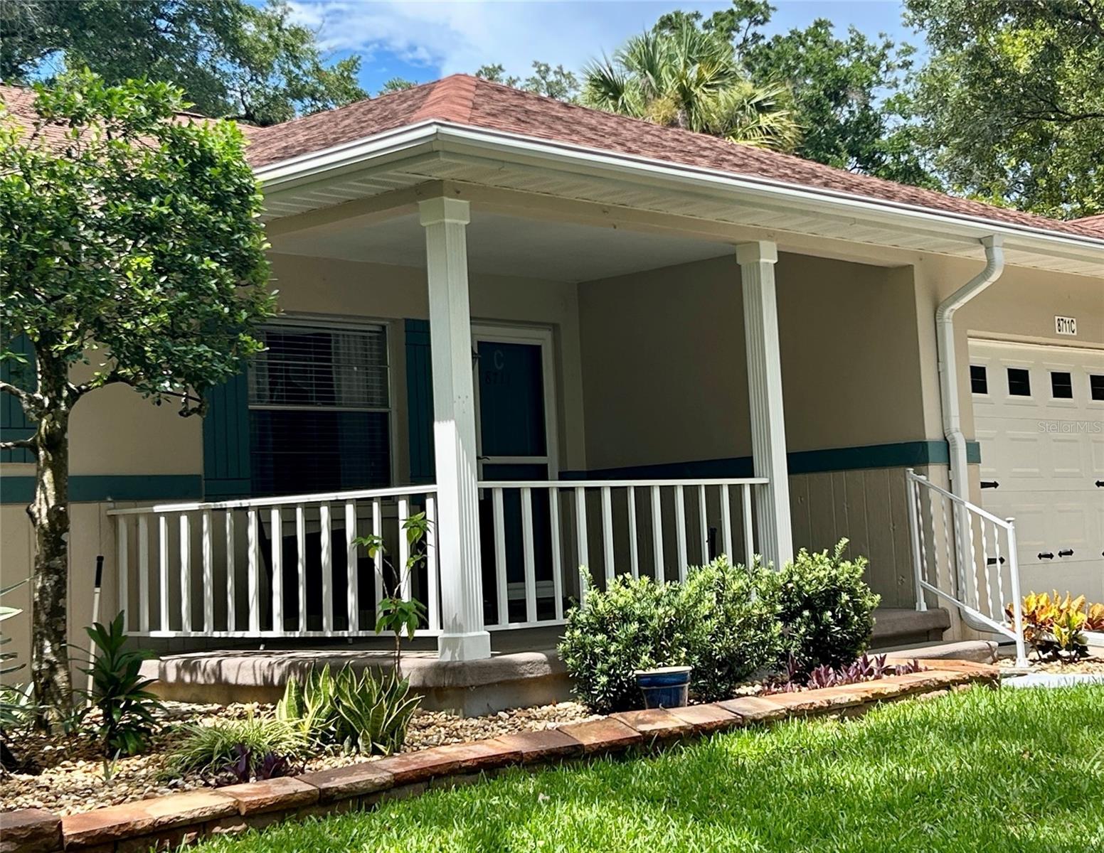 CIRCLE SQUARE WOODS - Residential