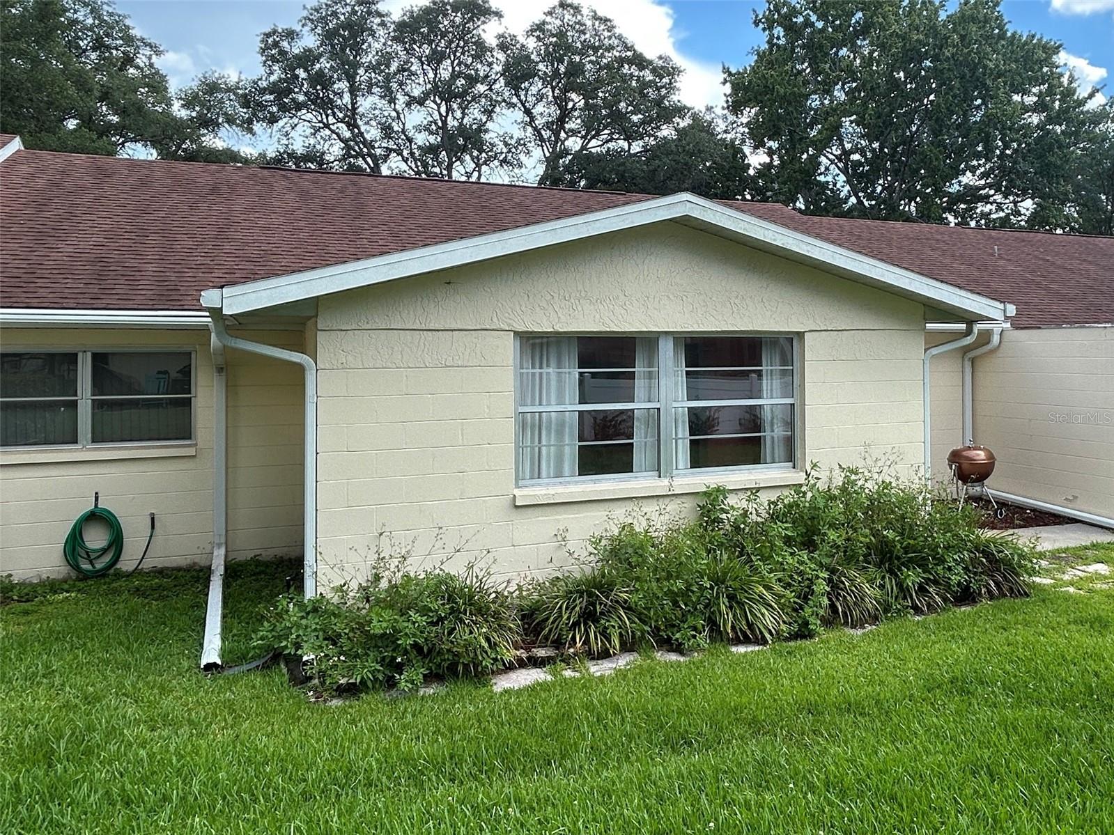 CIRCLE SQUARE WOODS - Residential