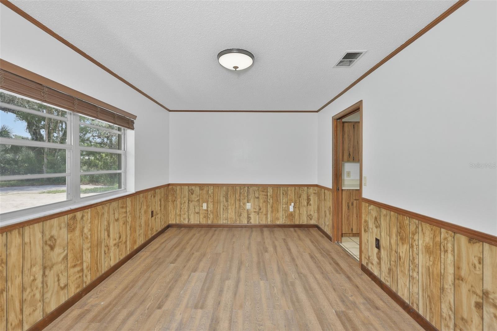ACREAGE - NOT IN SUBDIVISION - Residential