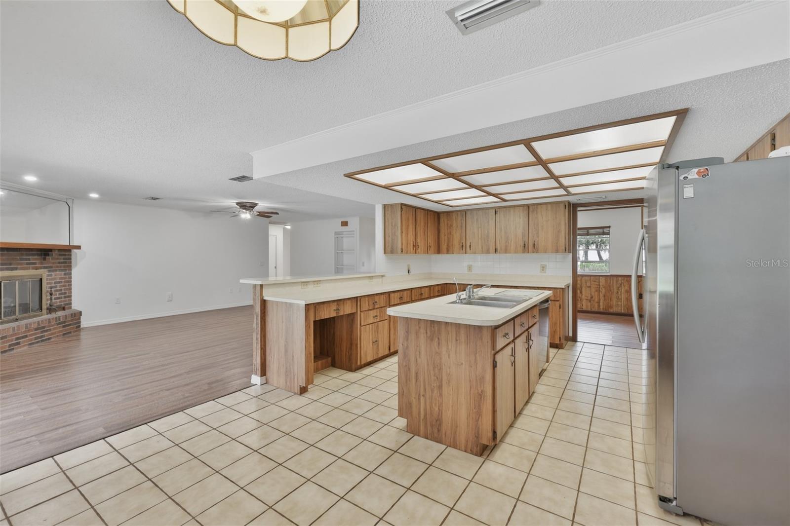 ACREAGE - NOT IN SUBDIVISION - Residential