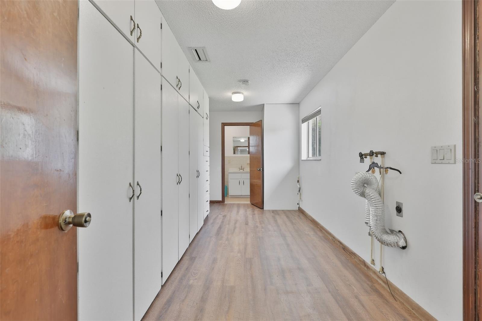 ACREAGE - NOT IN SUBDIVISION - Residential