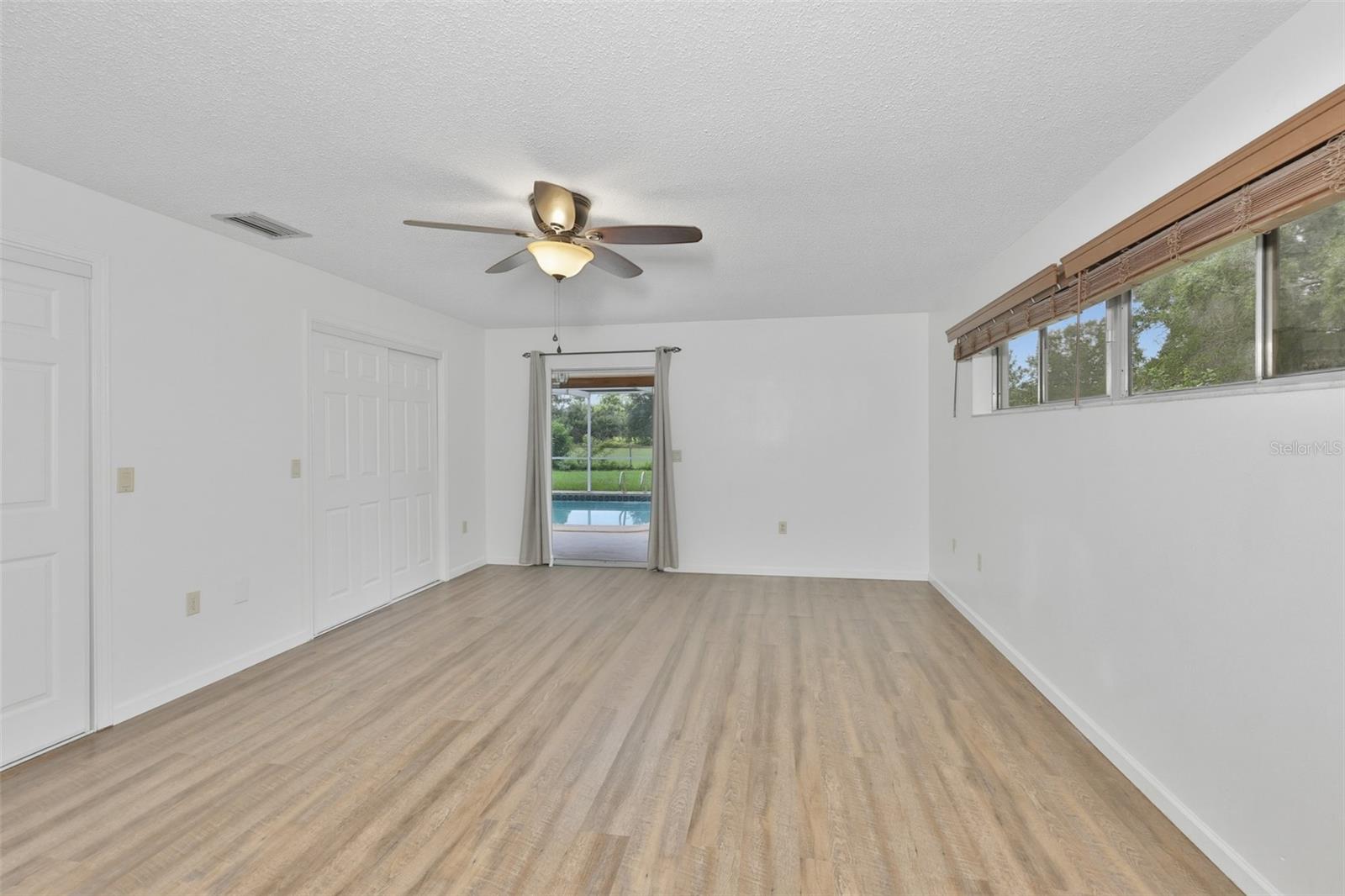 ACREAGE - NOT IN SUBDIVISION - Residential