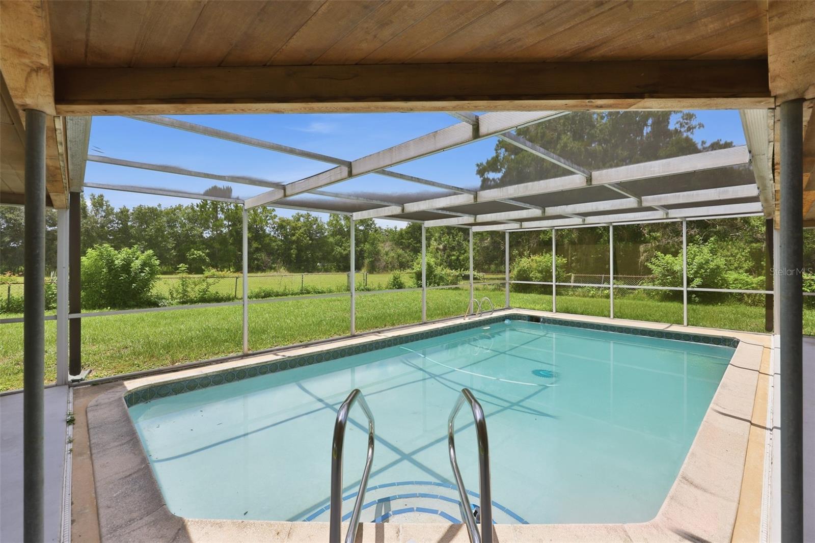 ACREAGE - NOT IN SUBDIVISION - Residential