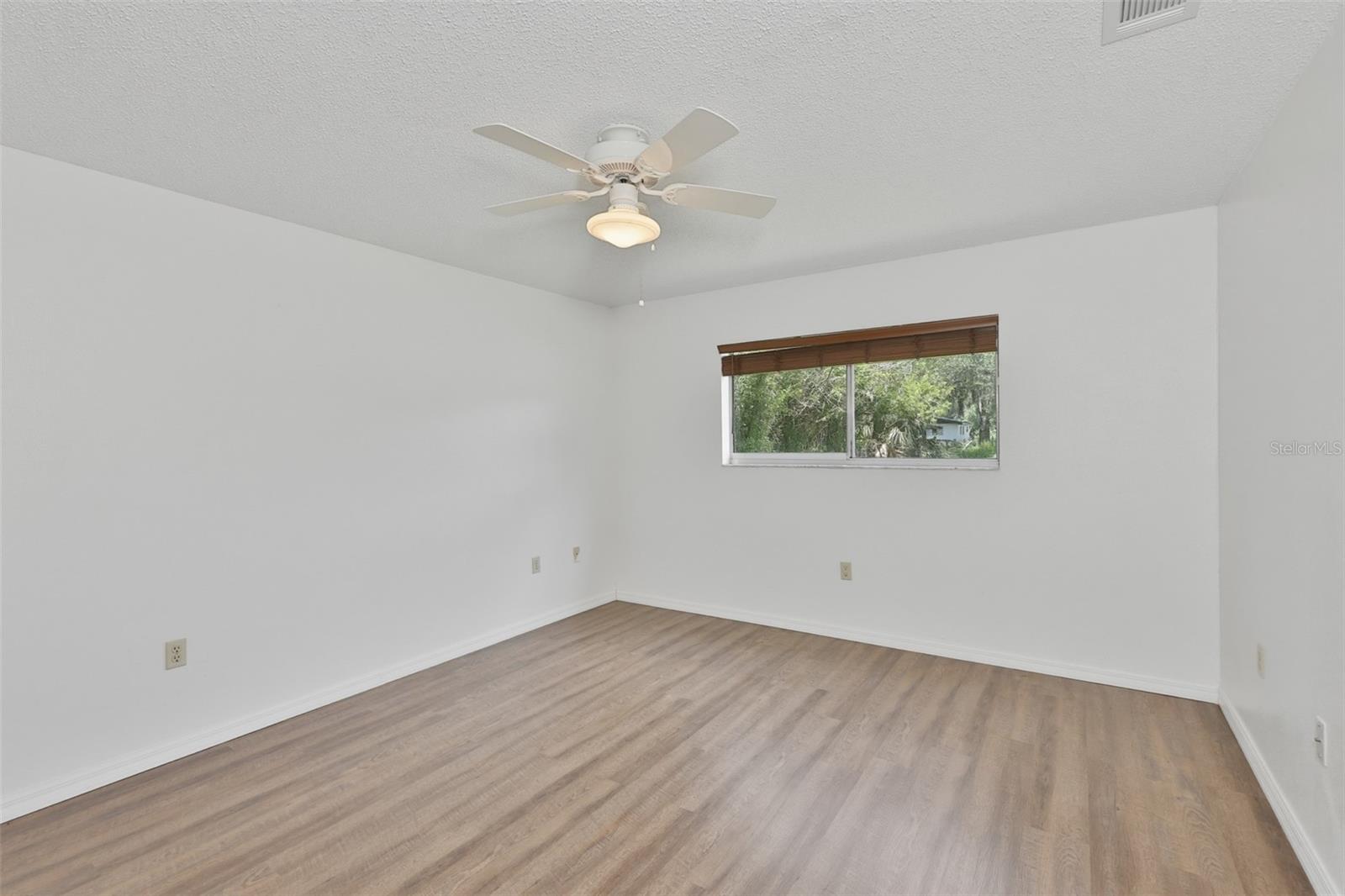 ACREAGE - NOT IN SUBDIVISION - Residential