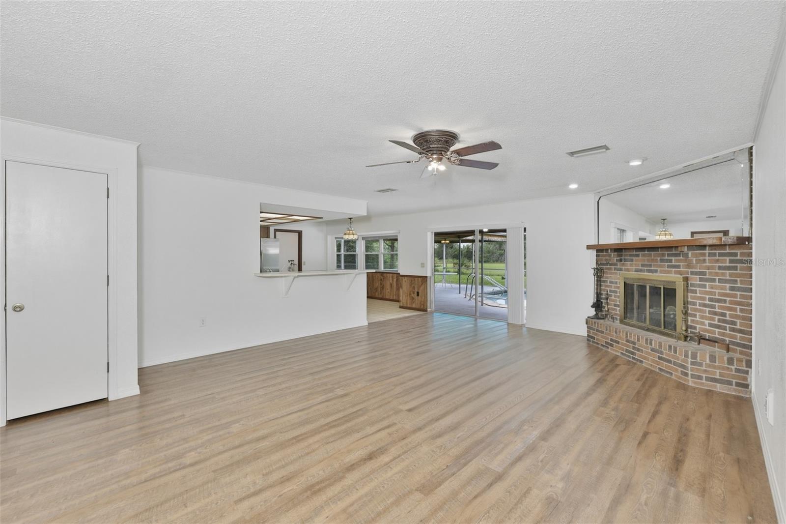 ACREAGE - NOT IN SUBDIVISION - Residential