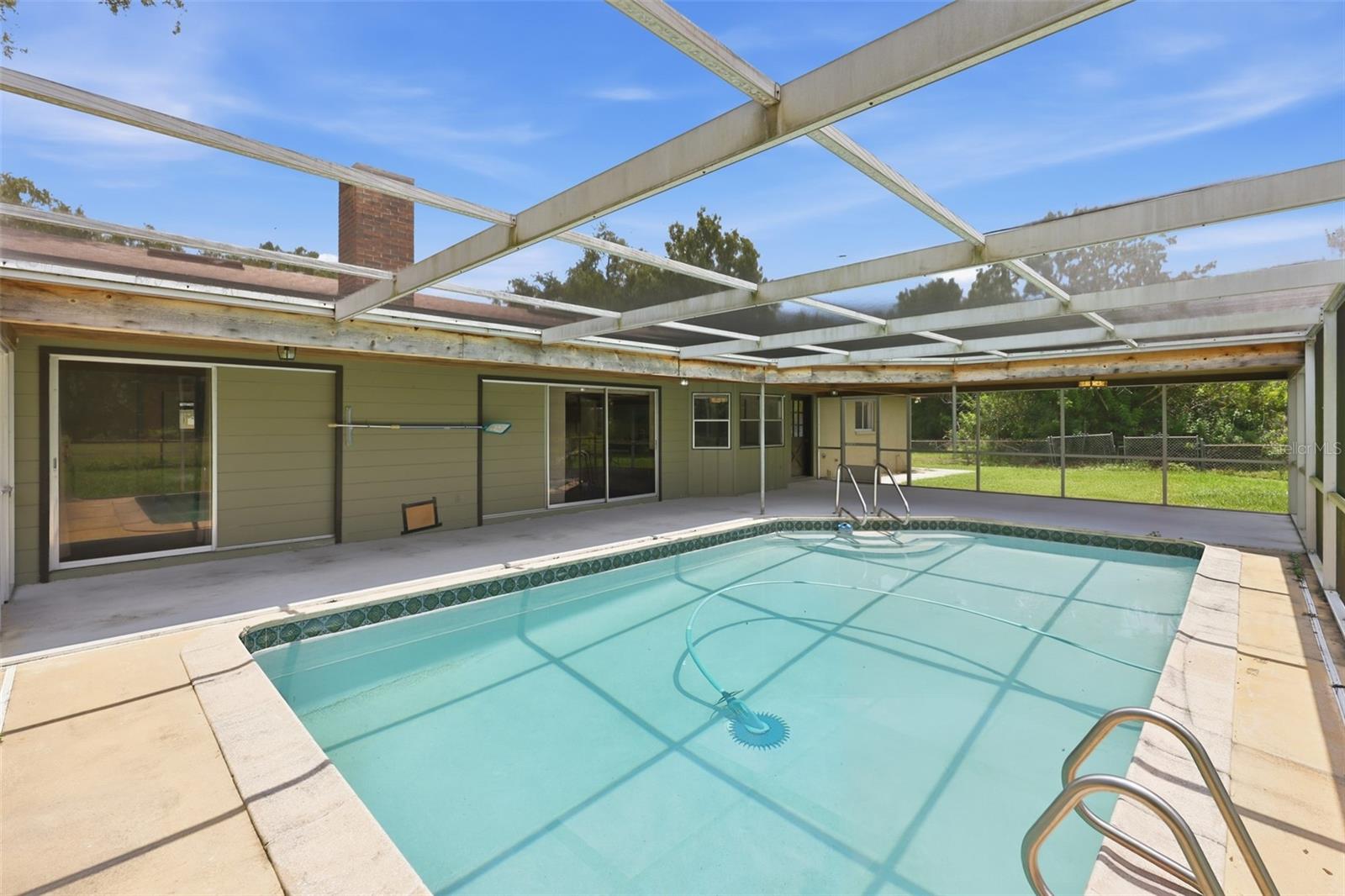 ACREAGE - NOT IN SUBDIVISION - Residential
