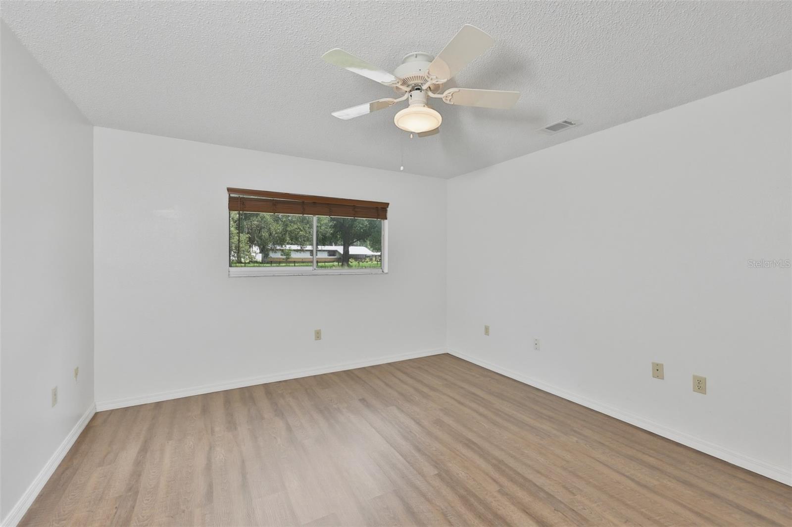 ACREAGE - NOT IN SUBDIVISION - Residential