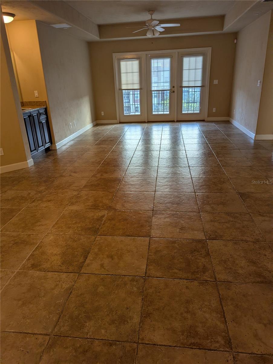 TUSCANY SQUARE 01 CONDO - Residential Lease