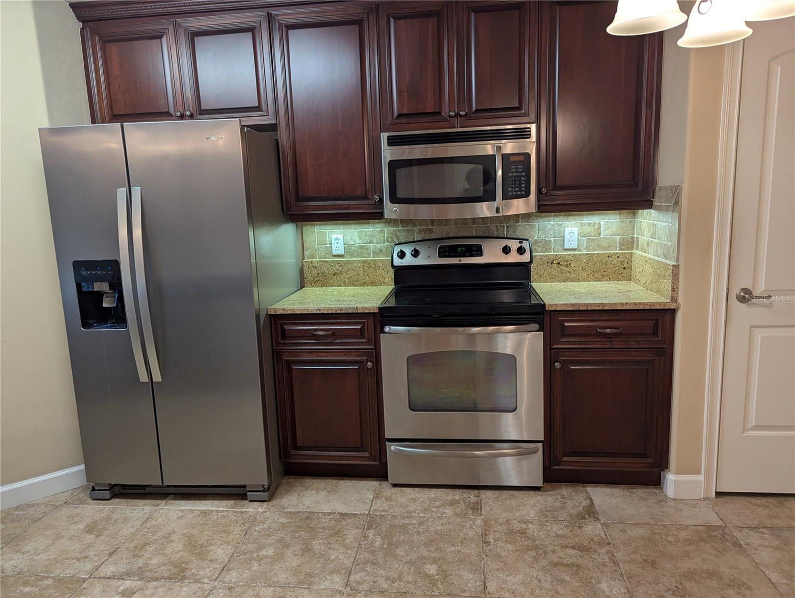 TUSCANY SQUARE 01 CONDO - Residential Lease